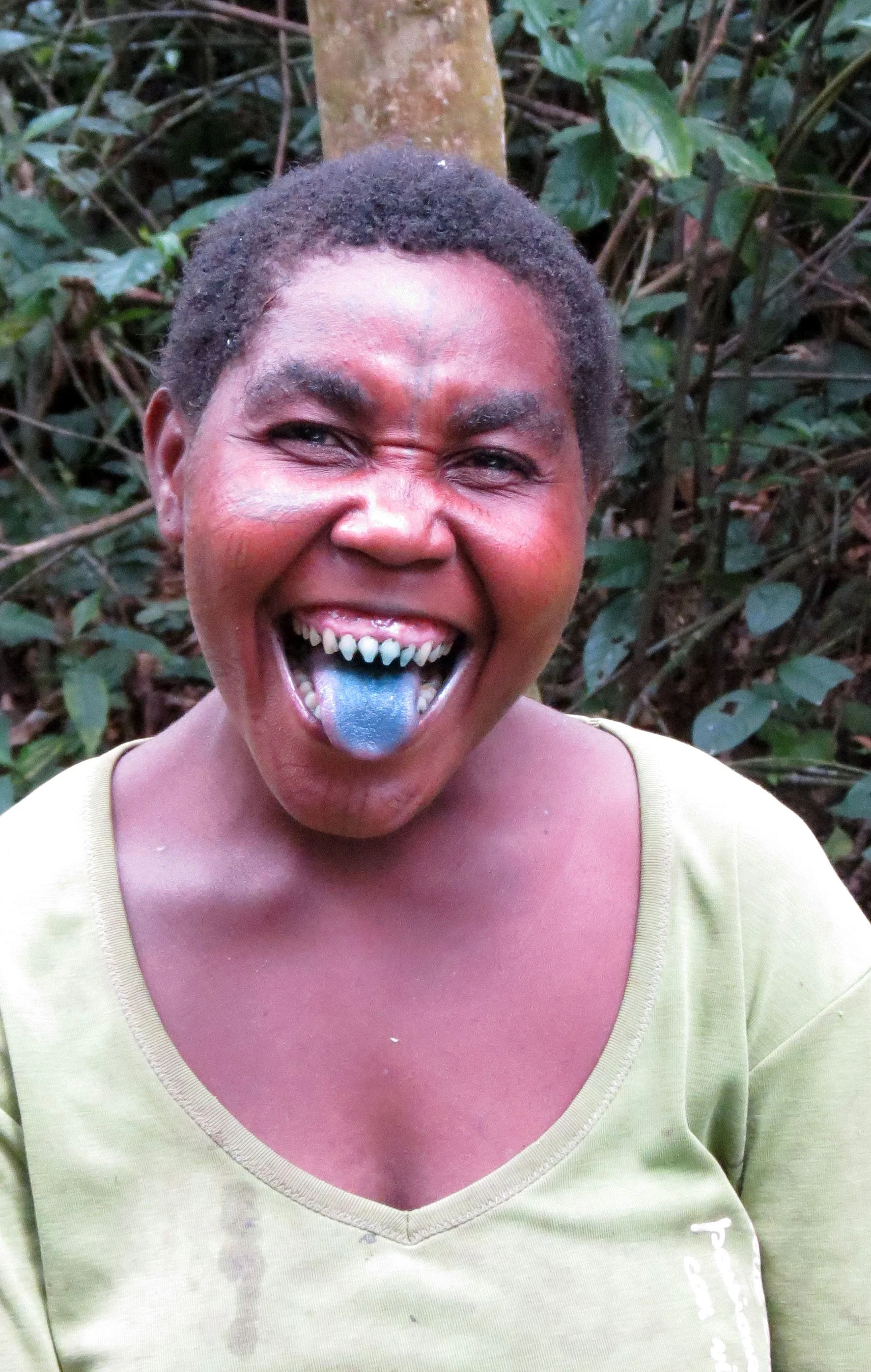 I love her teeth and tongue tattoo!