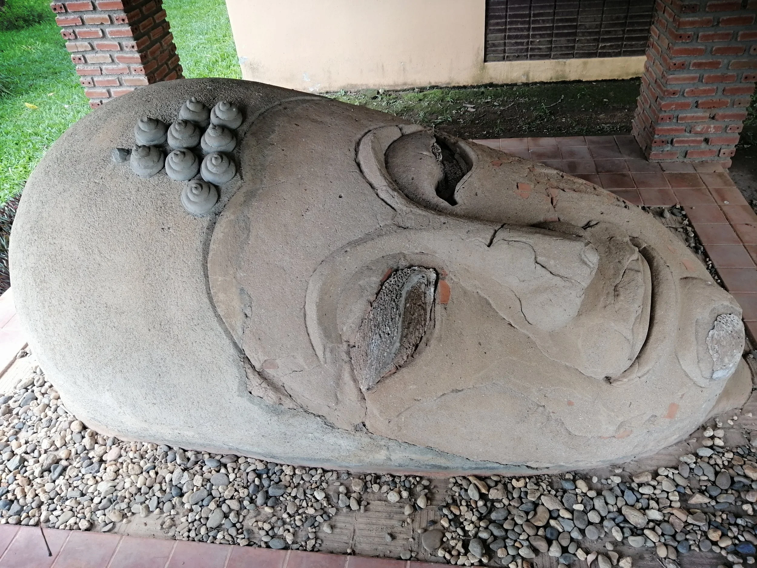2020 Chiang Saen Temple City Historical Park Summer Road Trip  (10).jpg