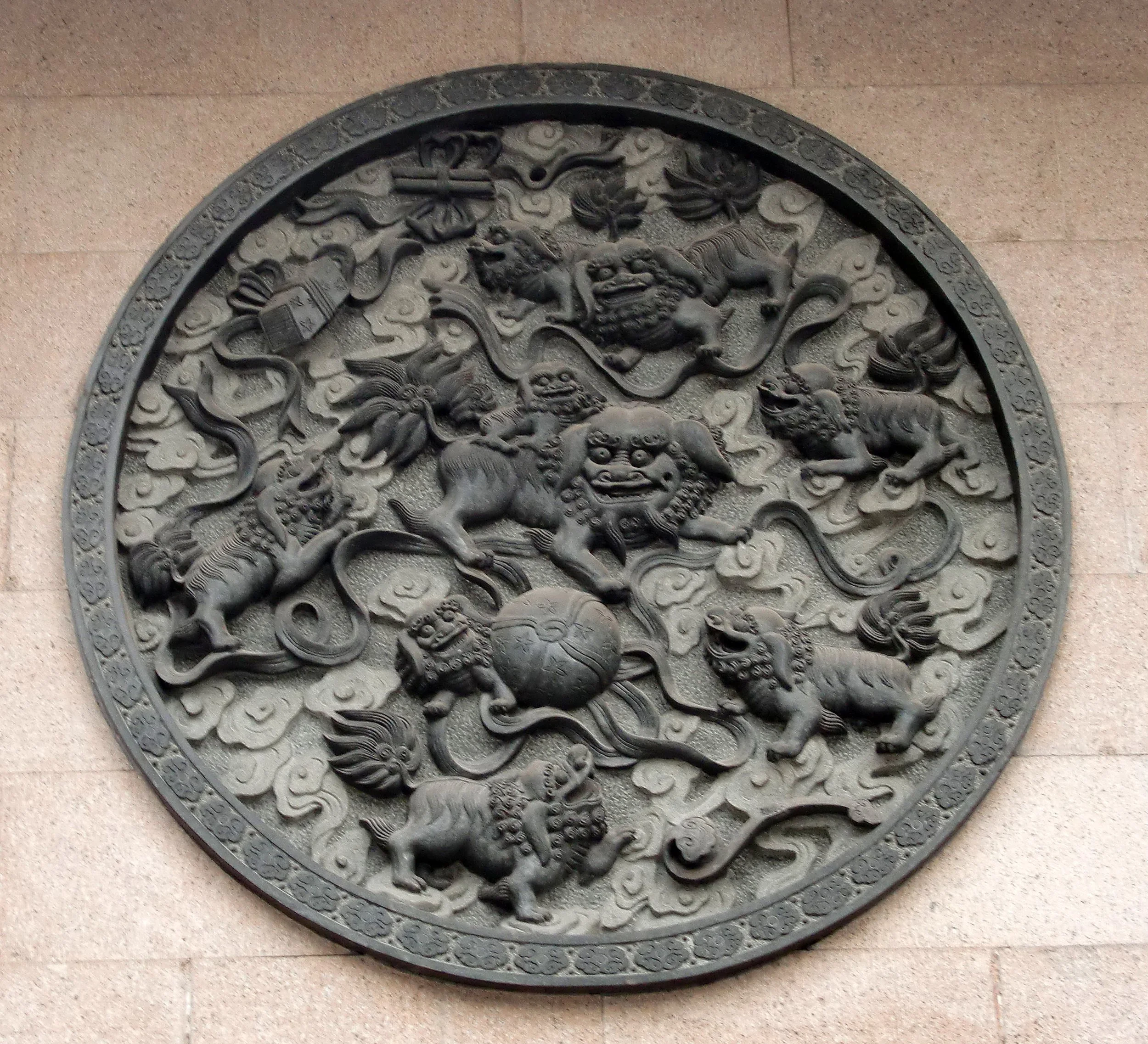 2010-10-3 JING'AN TEMPLE SHANGHAI (3).JPG