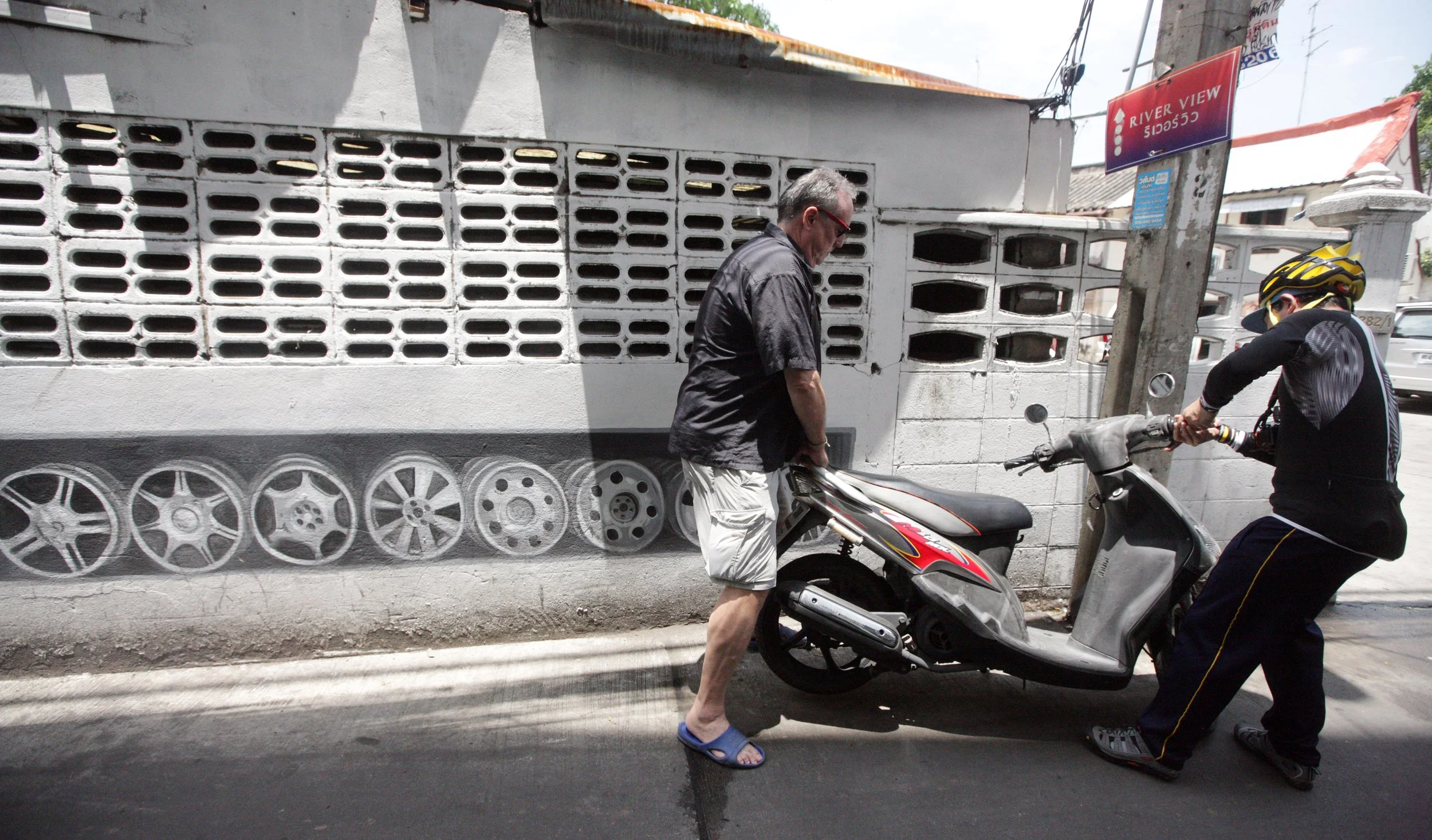 2017 Graffiti Tour in Bangkok (328).JPG