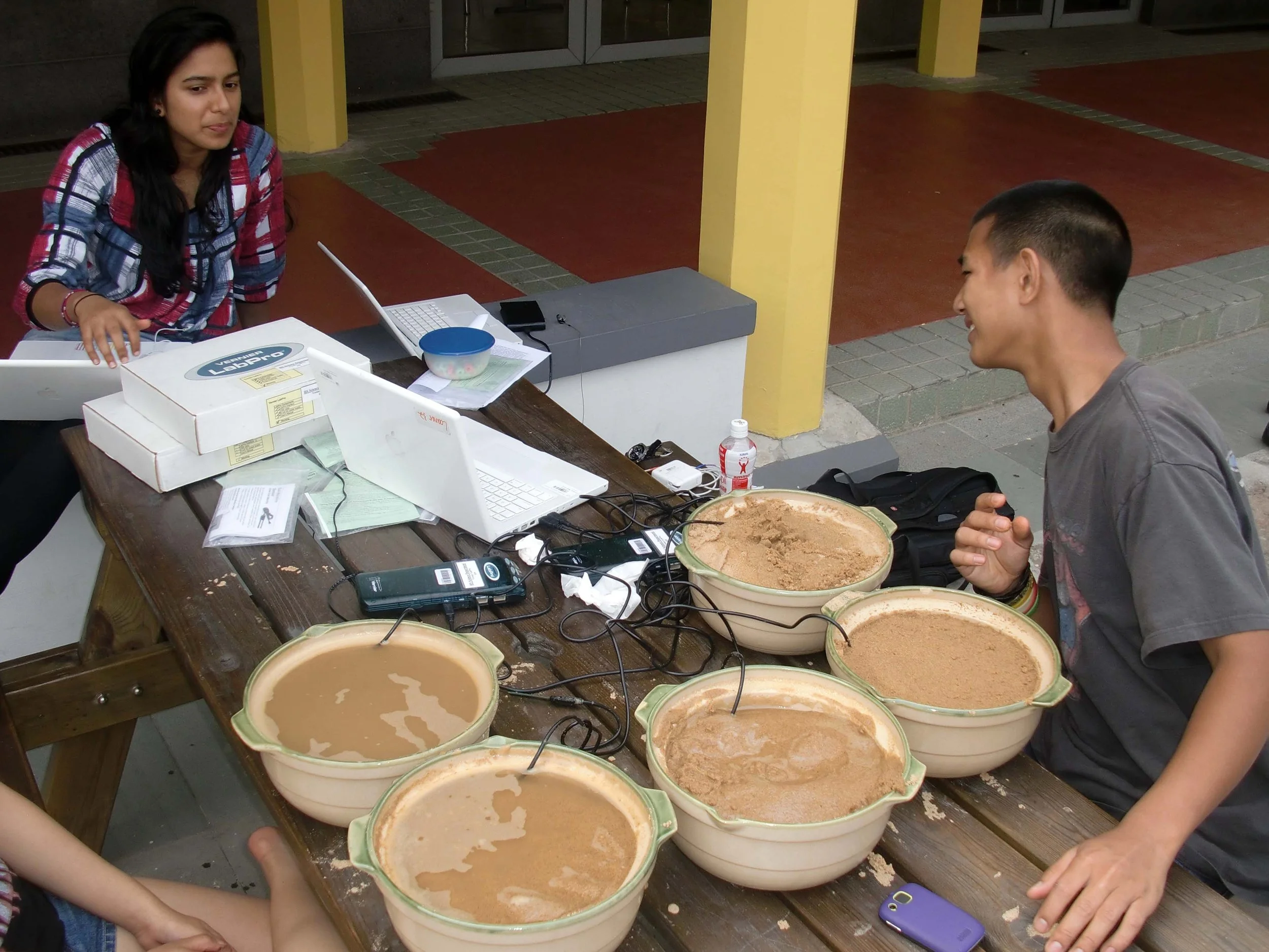 GROUP 4 PROJECTS - SEPTEMBER 2011 (21).JPG