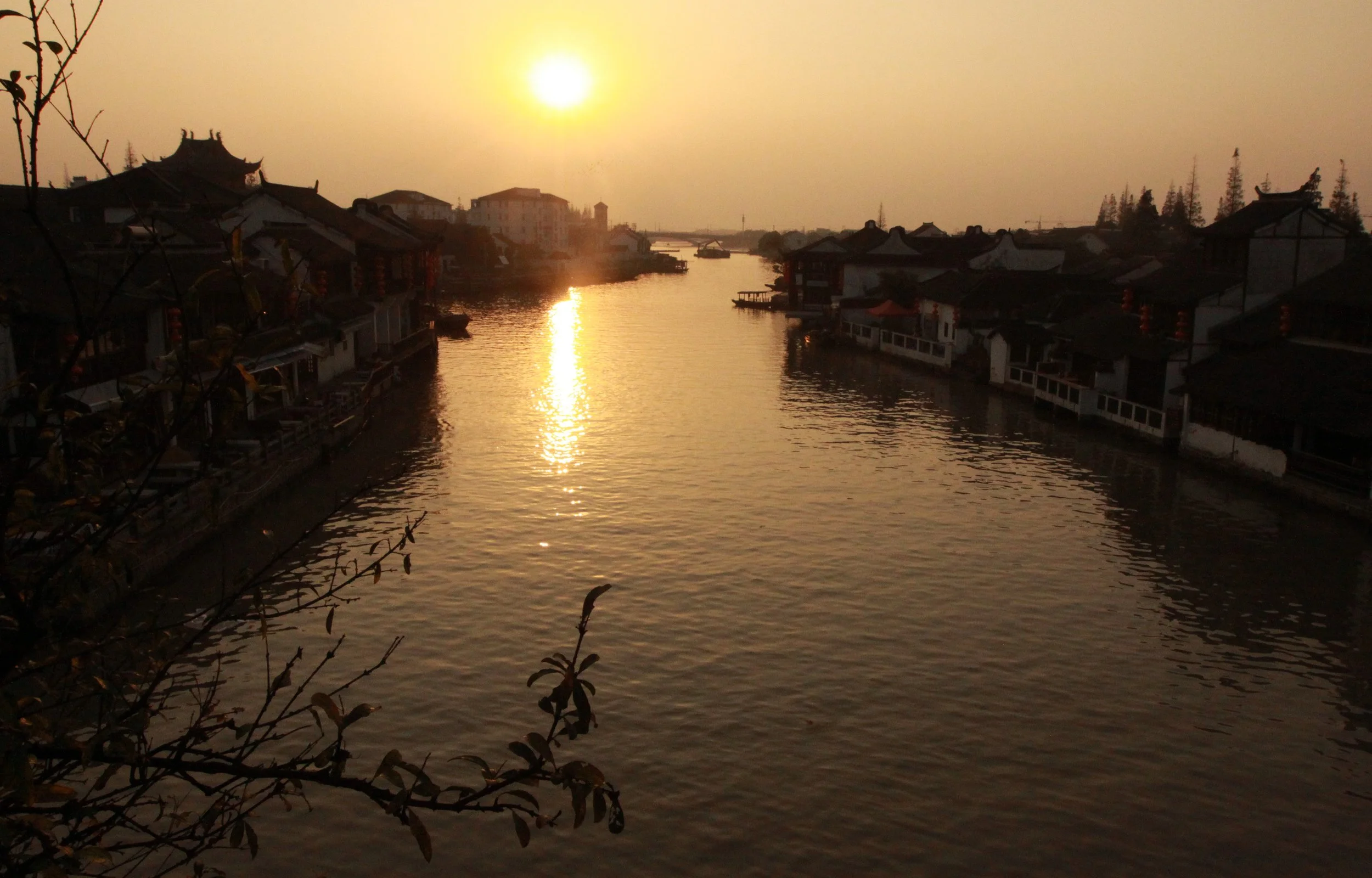 ZHUJIAJIAO WATER TOWN - NOVEMBER 20 2011 (194).JPG