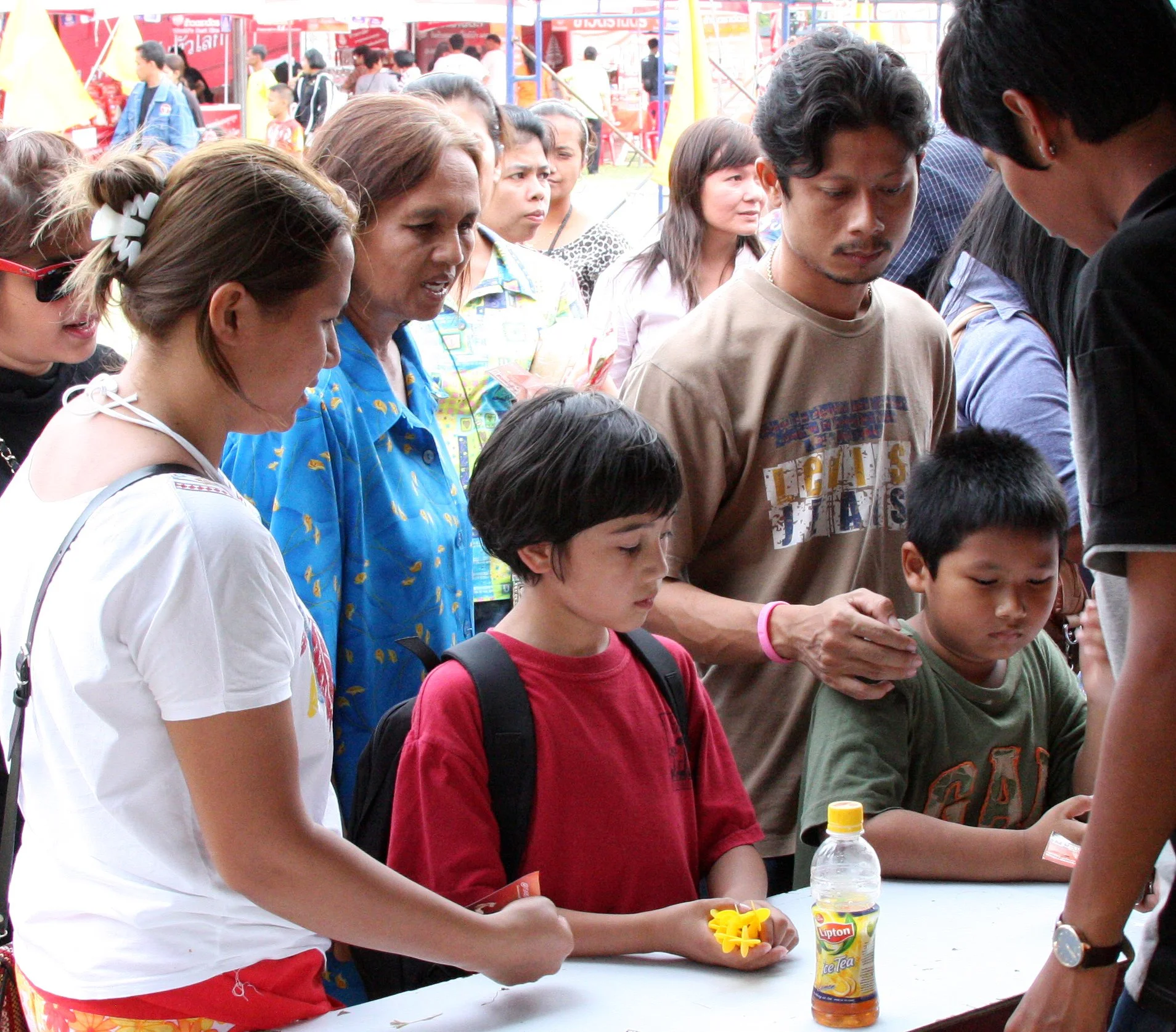 2010-7-18 CARRABAO CONCERT IN NAKHONSITHAMMARAT (5).JPG