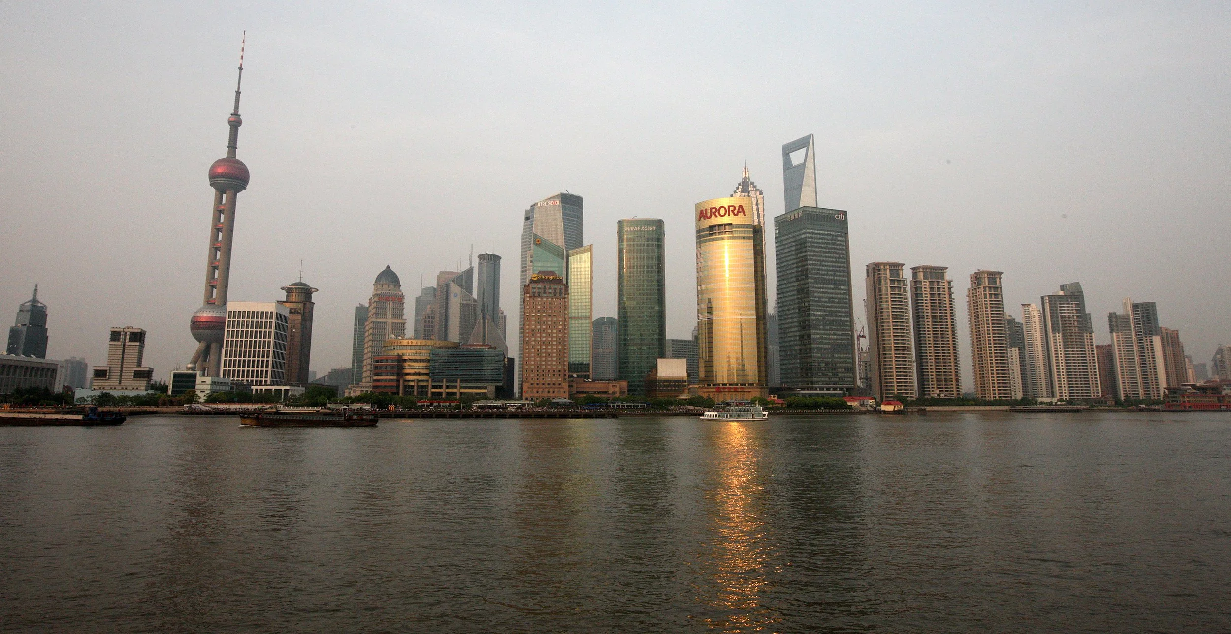 2011-4-29 NIGHT AT SHOOK AT 19 BUND SHANGHAI (49).JPG