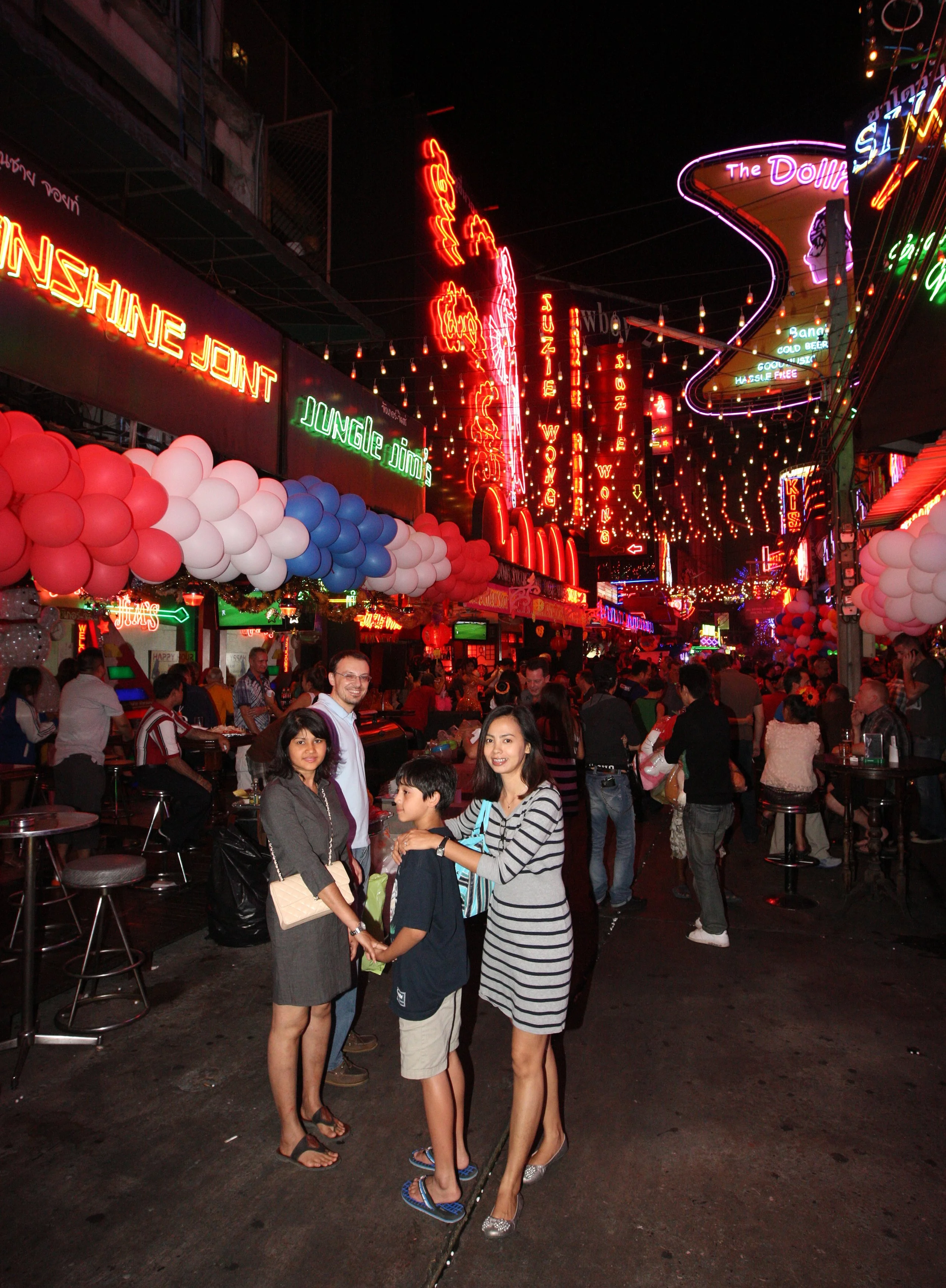 2012 Bangkok New Year's Eve on Soi Cowboy (10).JPG