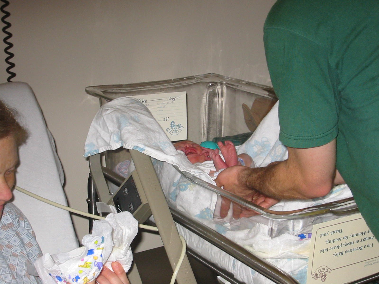 2003-3-18 ETHANS BIRTH (8).JPG