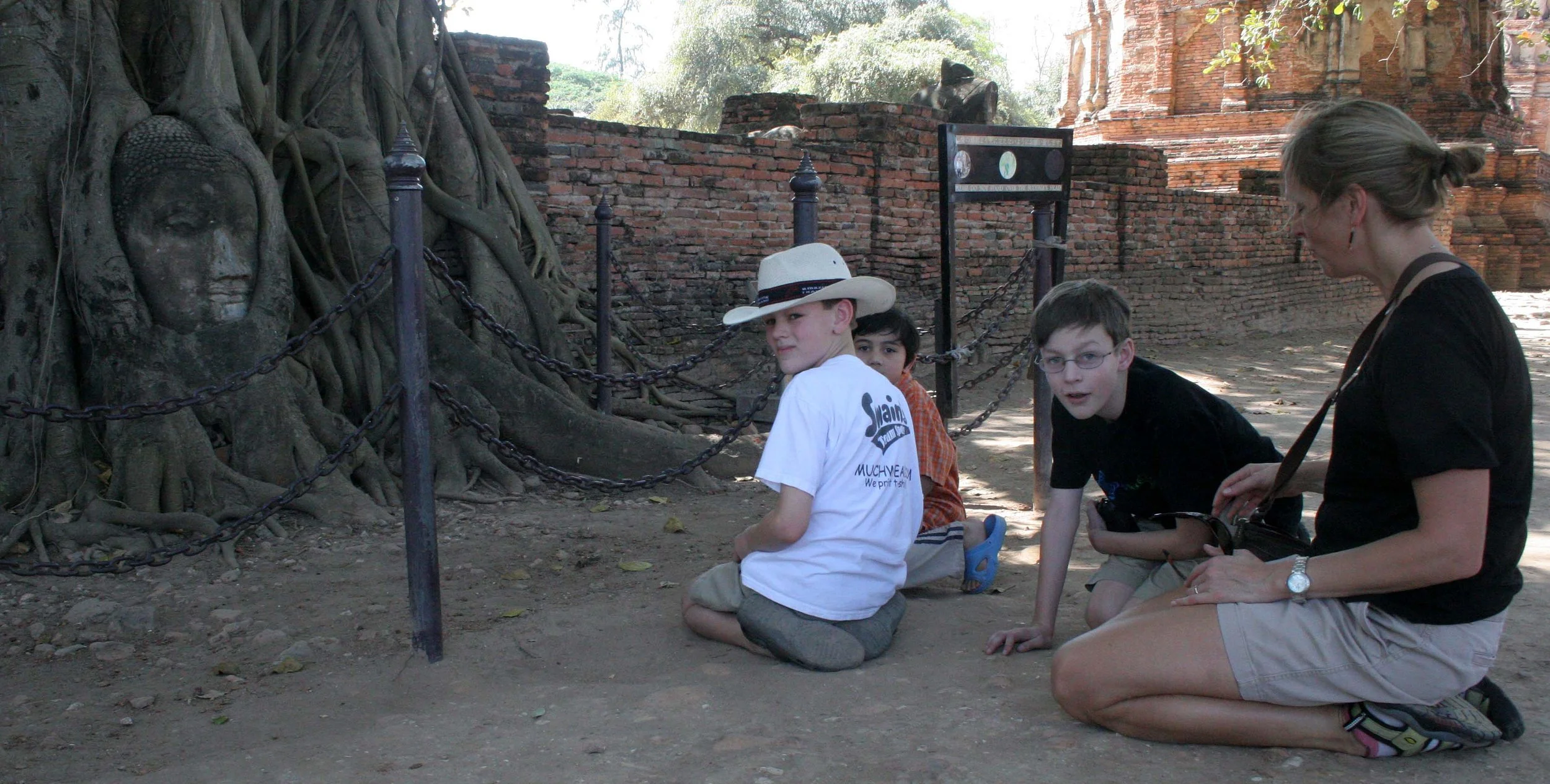 AYUDTHAYA - CHRISTMAS TRIP 2008 (34).JPG