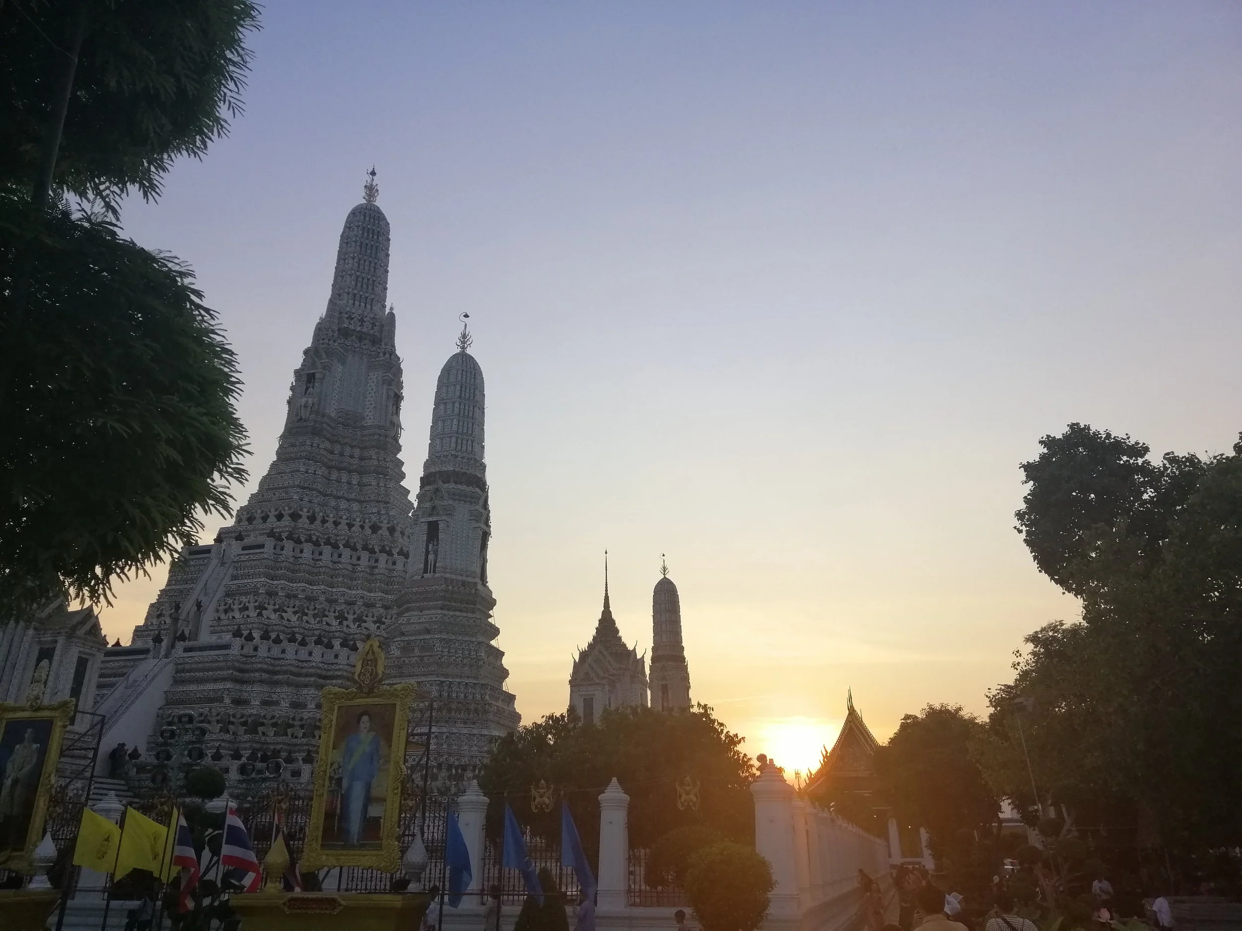 2018 Pics with Gift in Thailand (251).jpg