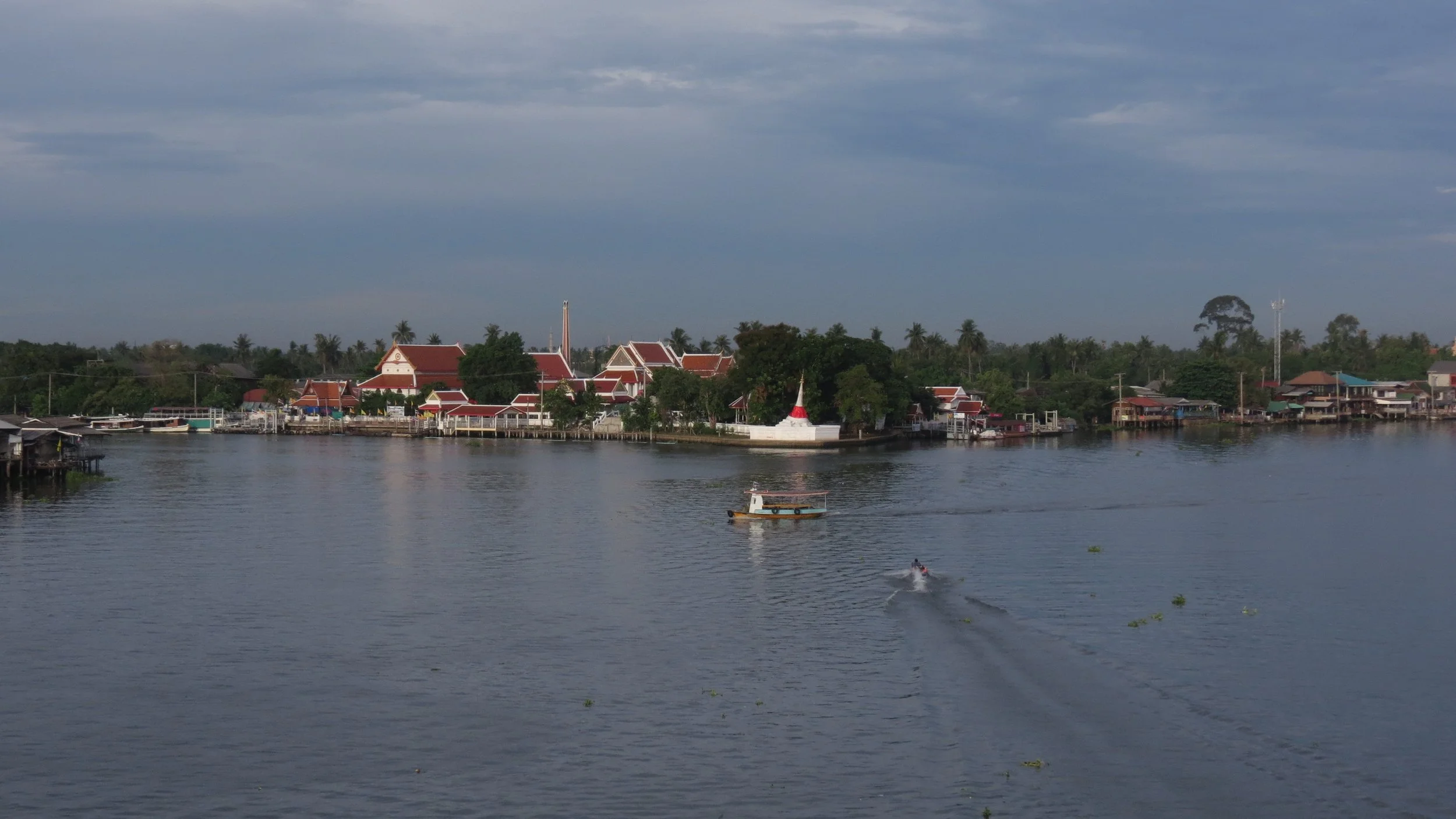 2014 Koh Kret Nonthaburi from Pakkret Bridge (4).JPG