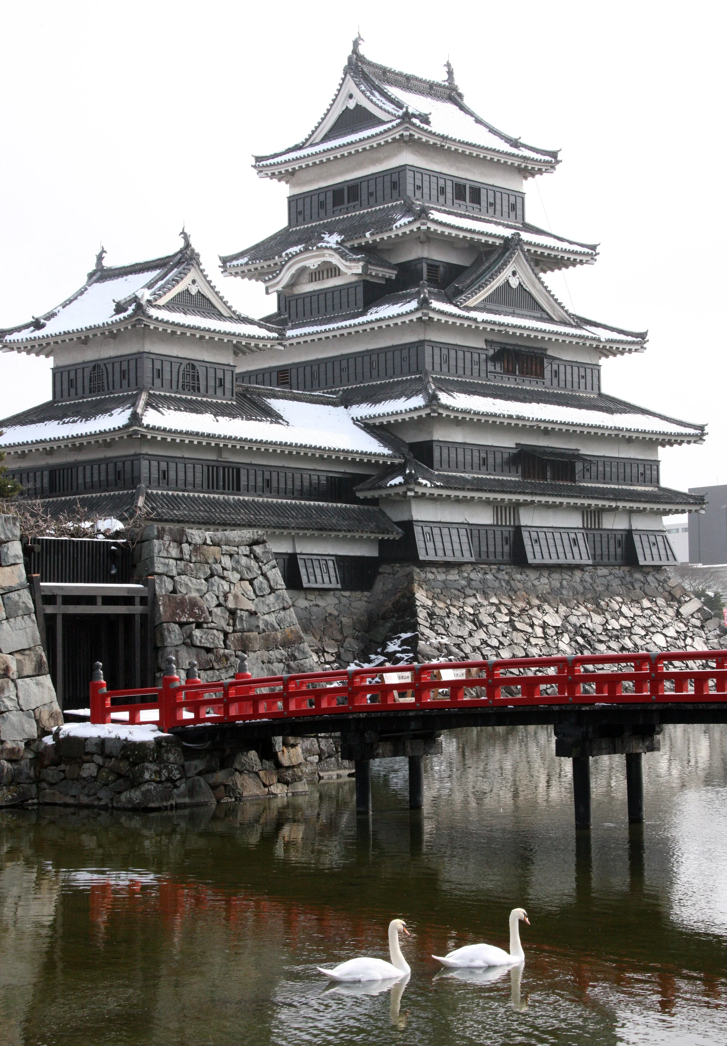 MATSUMOTO CASTLE (5).JPG
