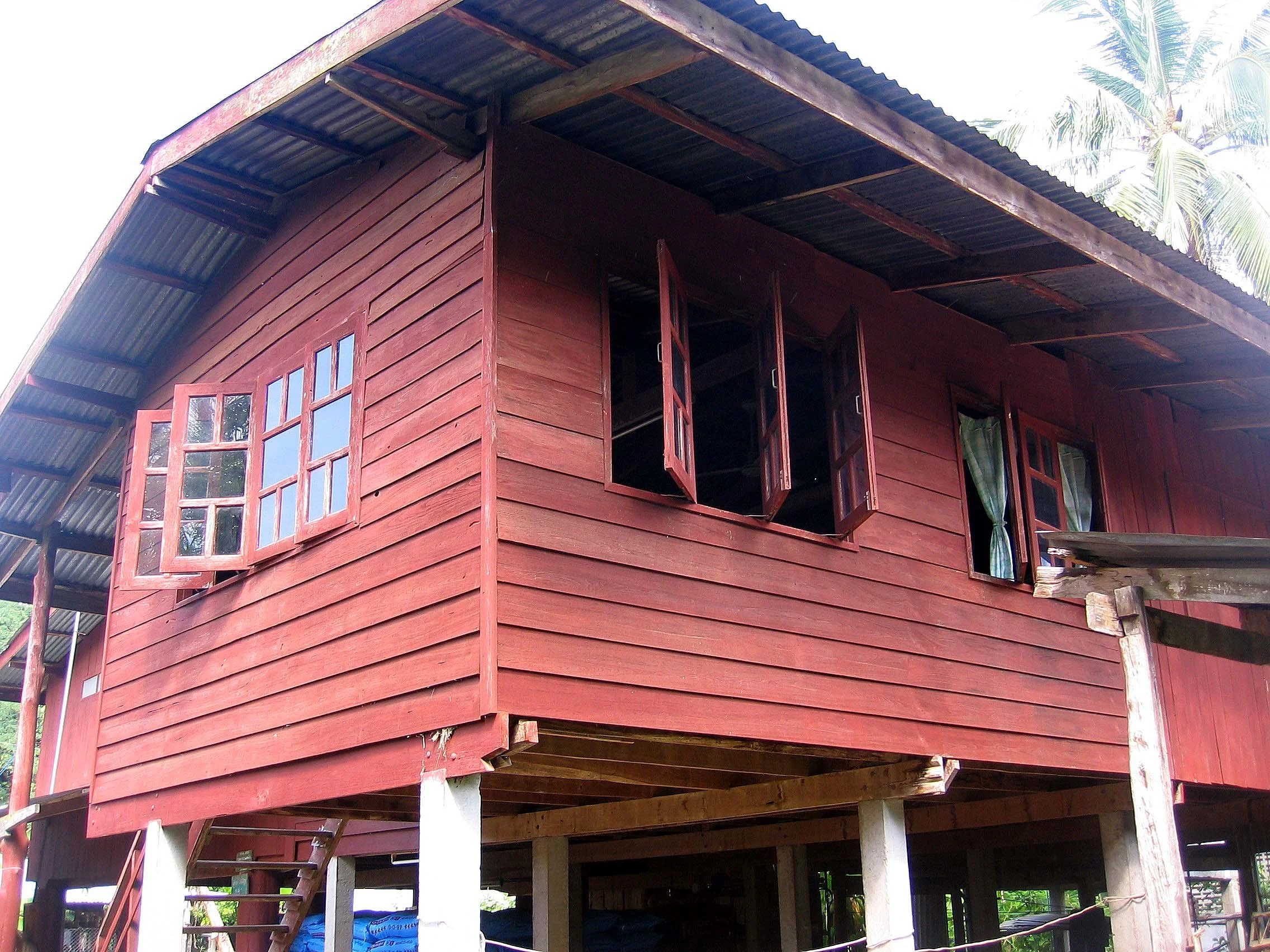 SRI SATCHANALAI - SAWANKOLOK KILNS - 2006 (8).jpg
