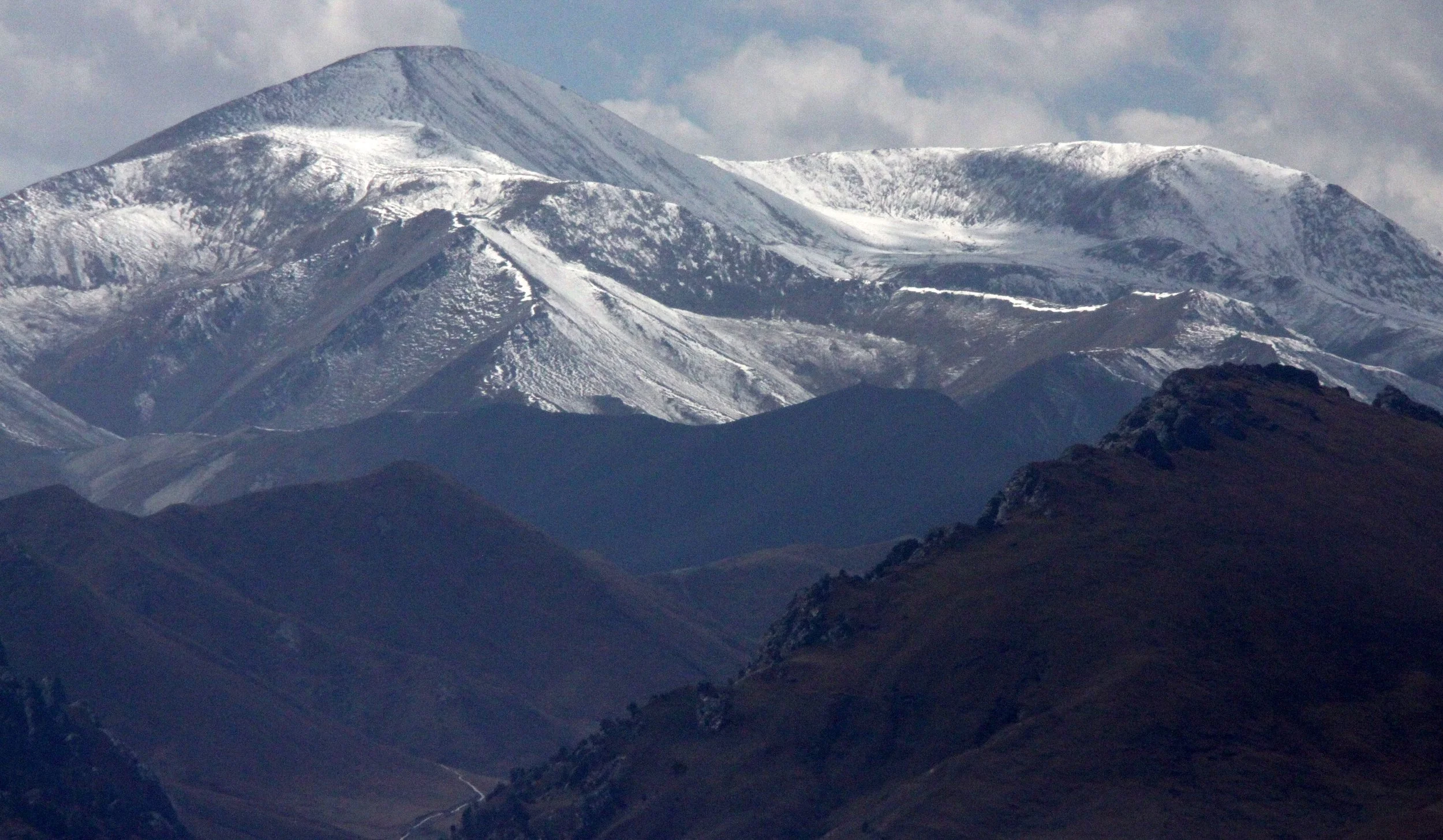 XINGHAI CANYON AND VICINITY CHINA (36).JPG