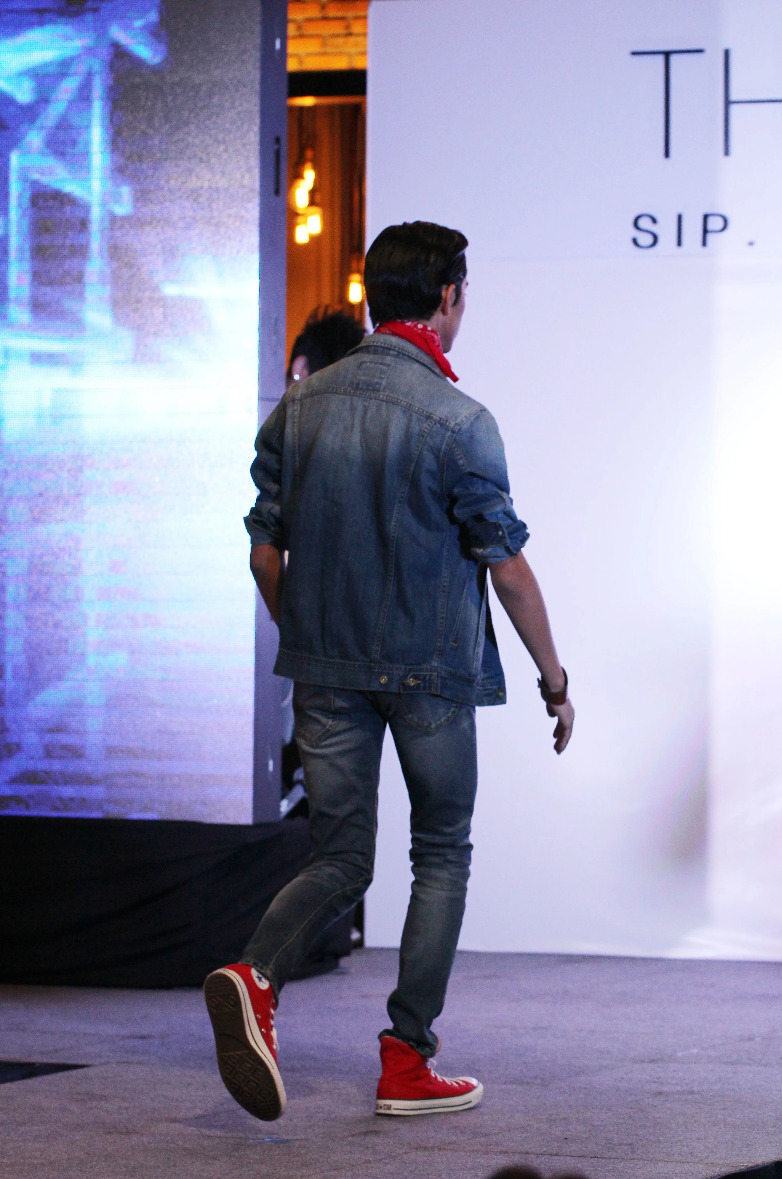 2016 Monkey Town Modeling Cokie in Bangkok (50).JPG