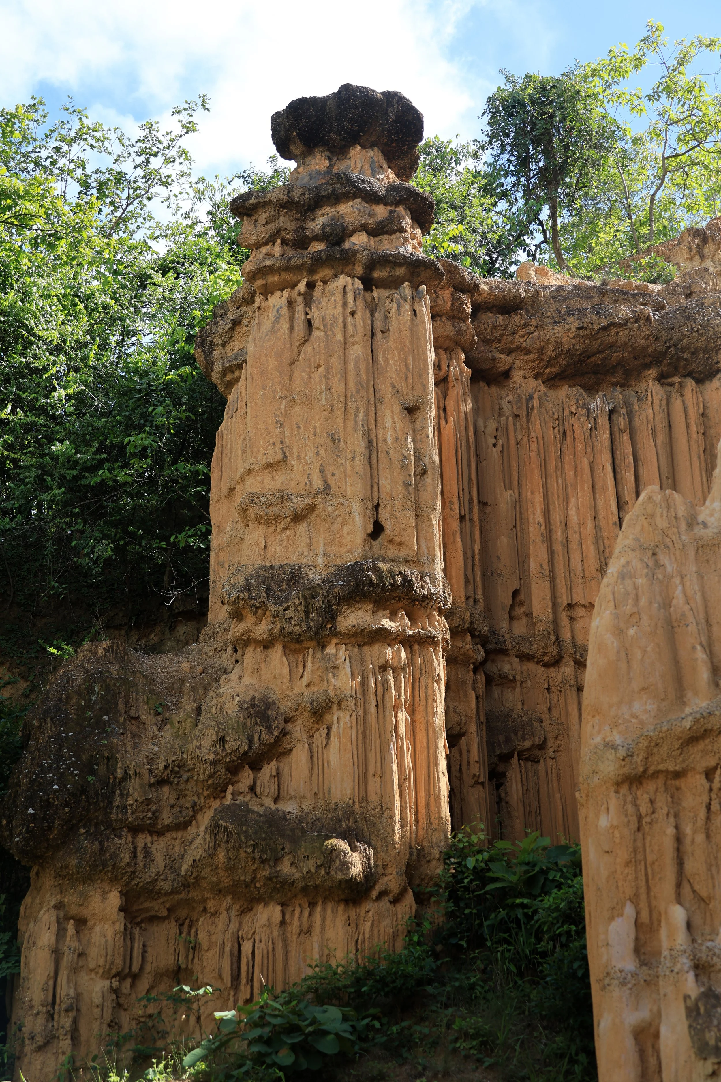 Pha Chor Roman Pillars - Mae Wang National Park, Chiang Mai (45).jpg