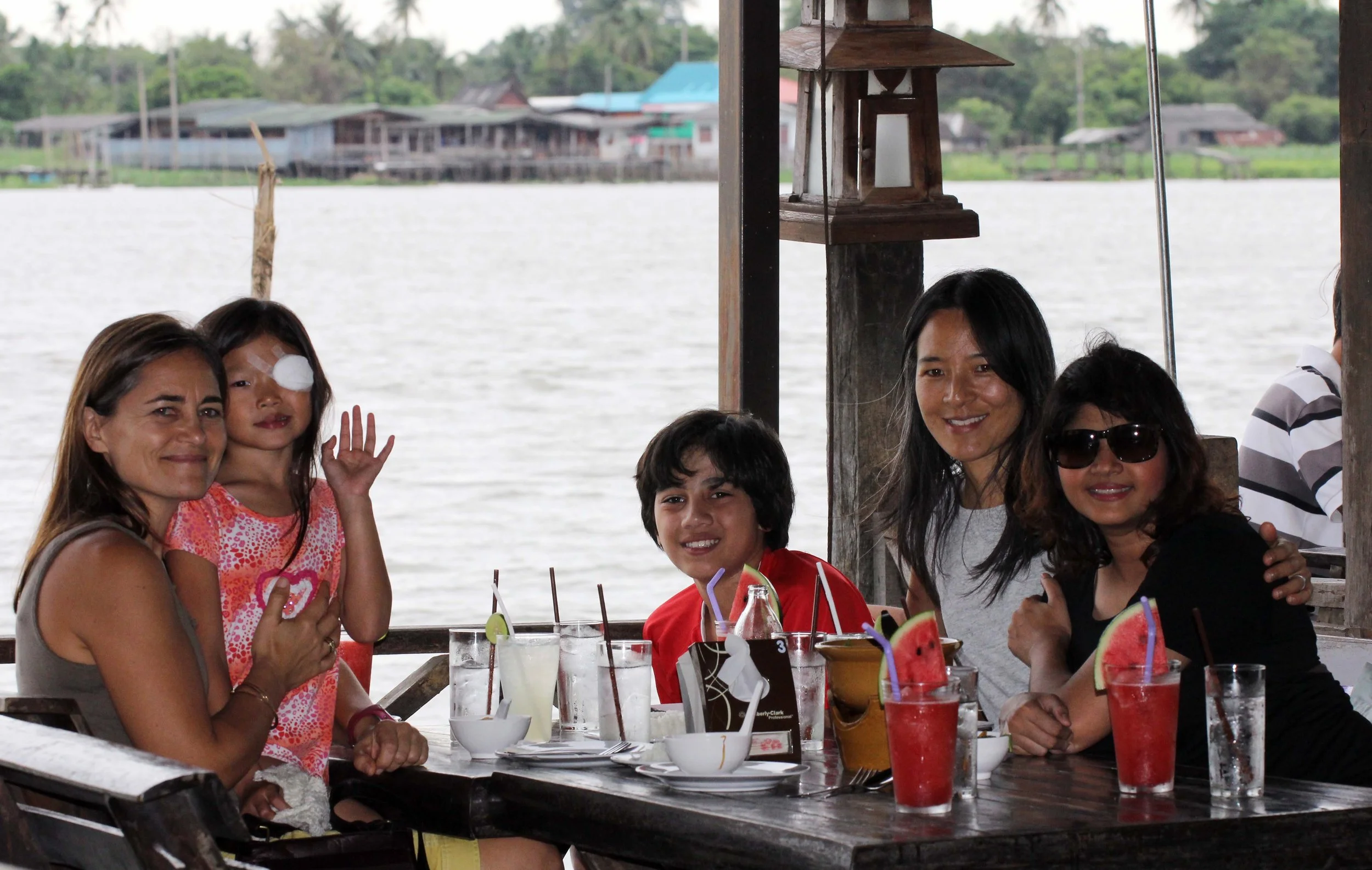 2013 River Treehouse with Friends in Nonthaburi (24).JPG