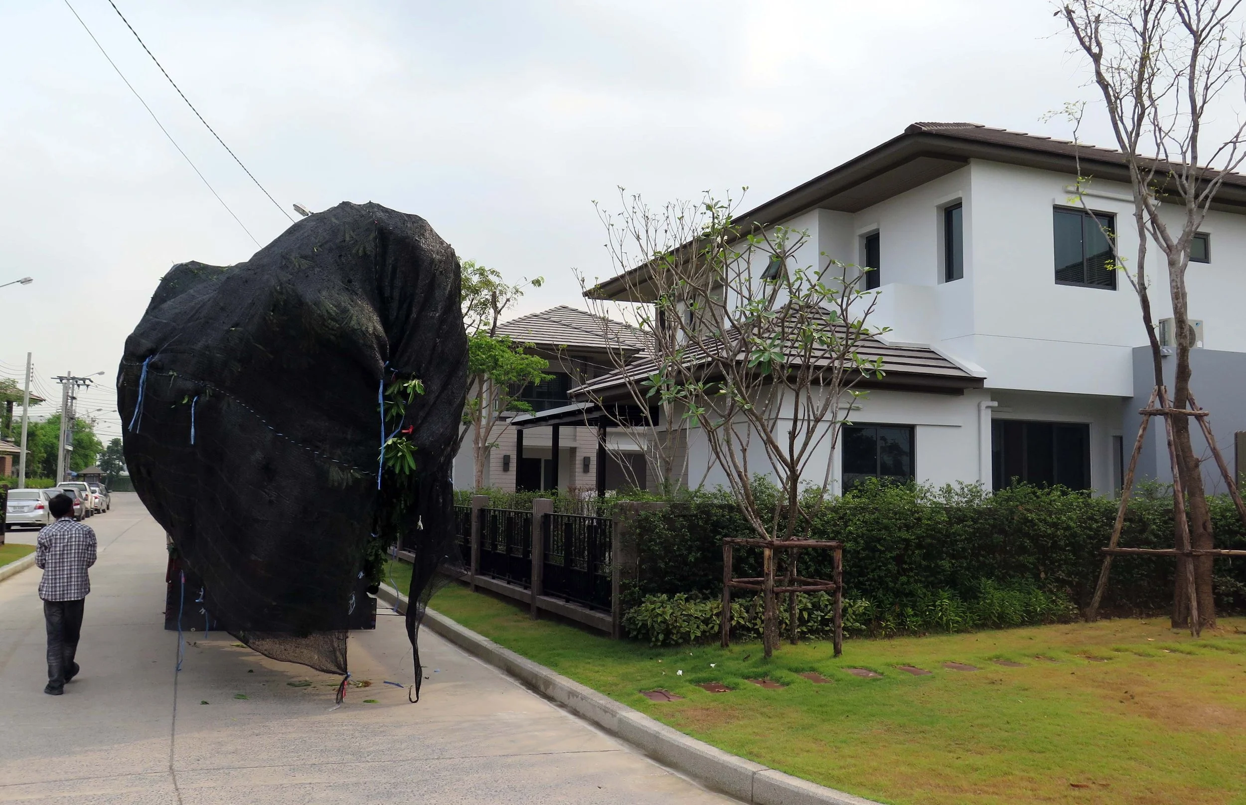 2013 Nonthaburi Setthasiri House and Nonthaburi Neighborhood (12).JPG