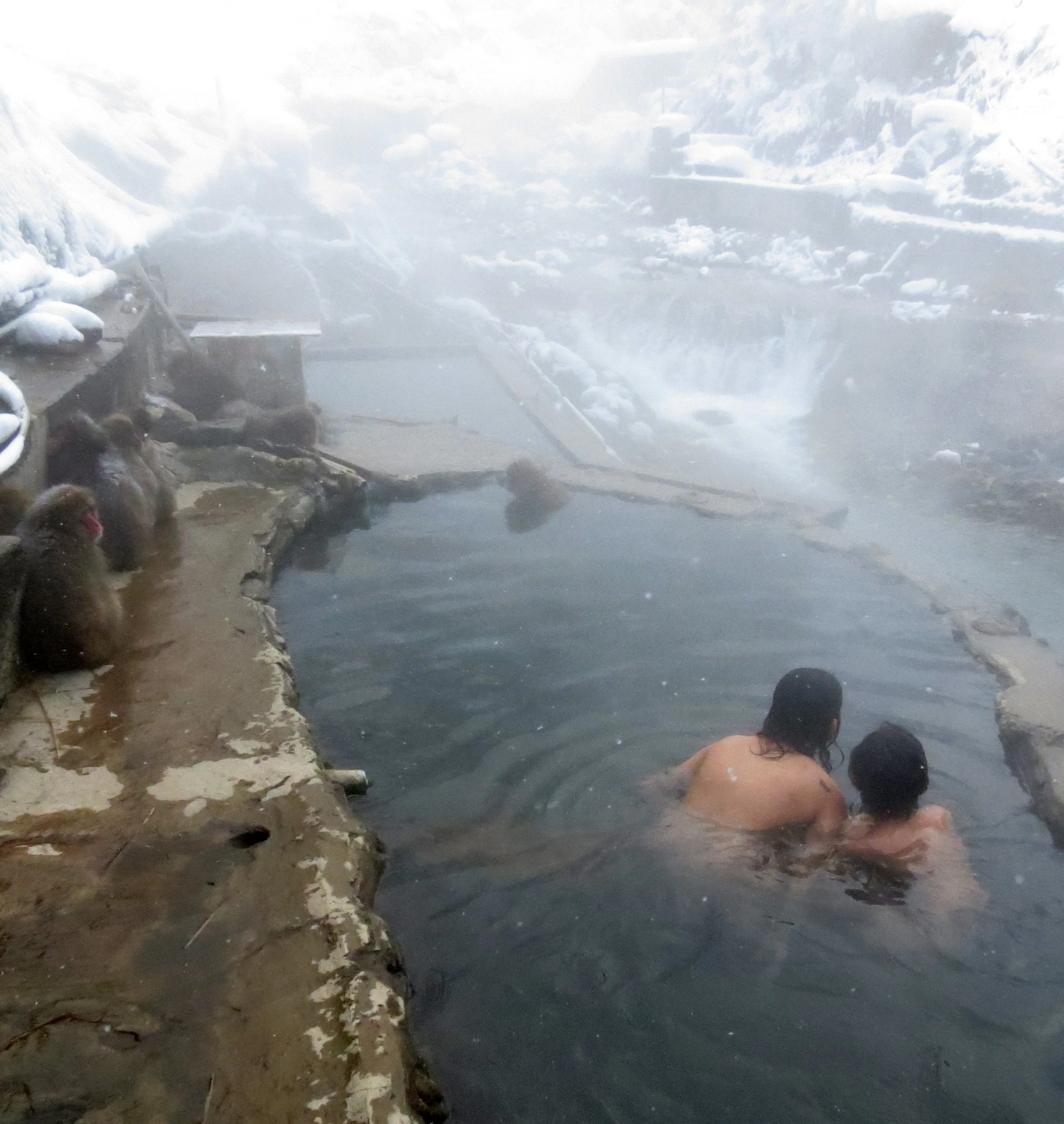 JIGOKUDANI ONSEN - KORAKUKAN RYOKAN - NAGANO PREFECTURE JAPAN (49).JPG