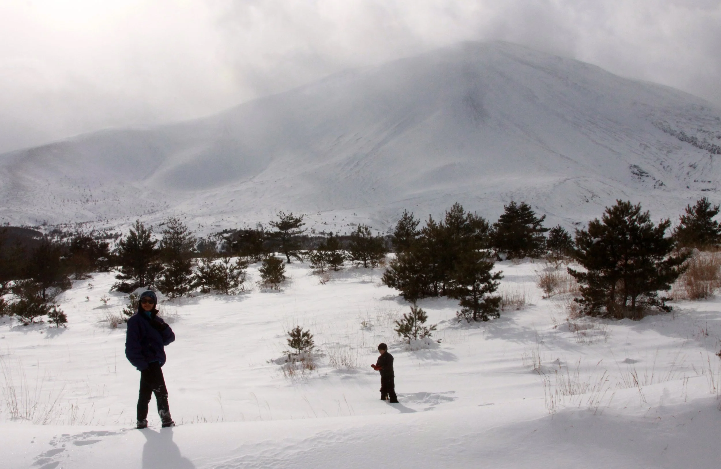 MOUNT ASAMA - JOSHIN'ETSUKOGEN NATIONAL PARK JAPAN (17).JPG