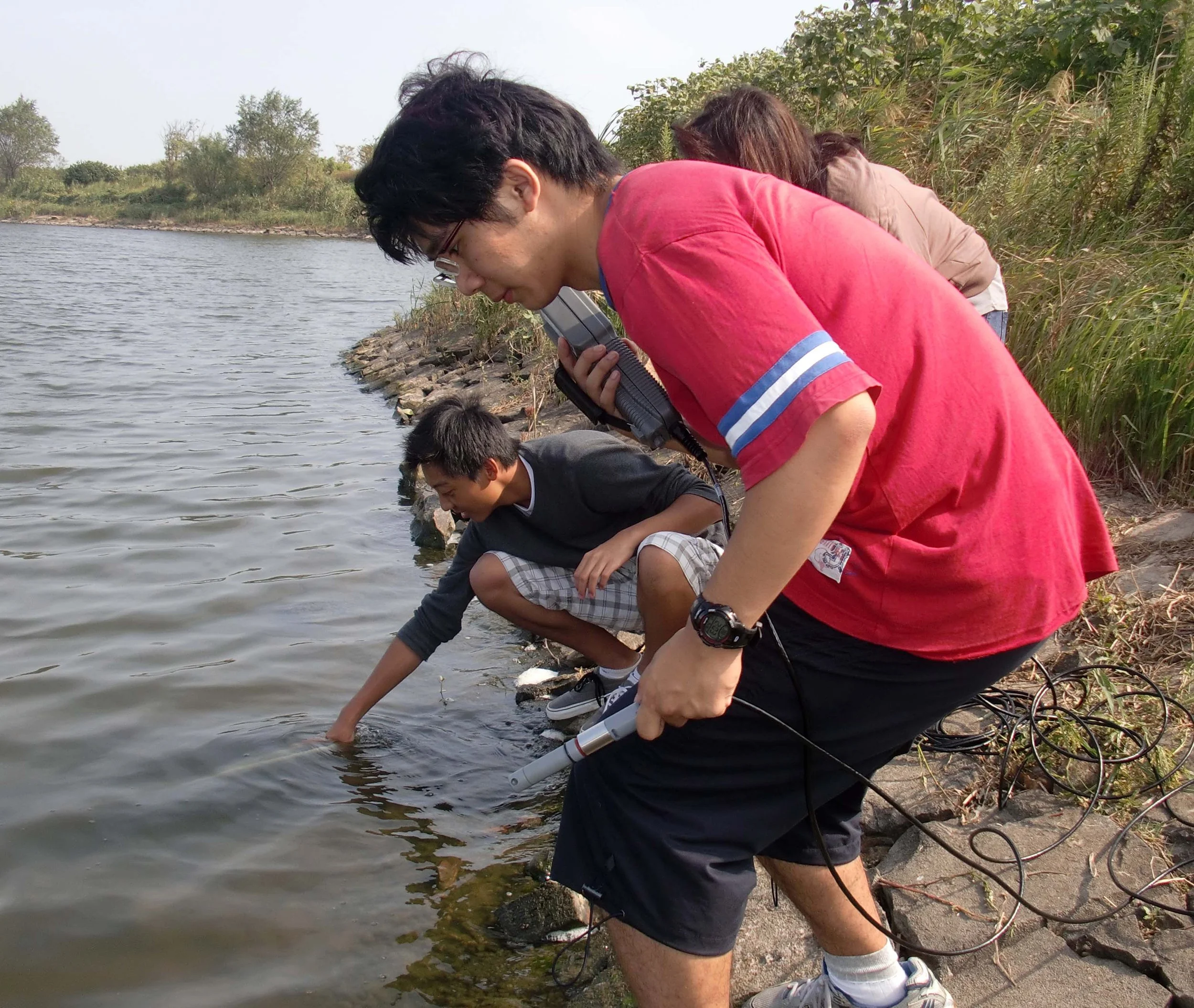SOIL LAB - SAS APES CLASS FALL 2011 (12).JPG