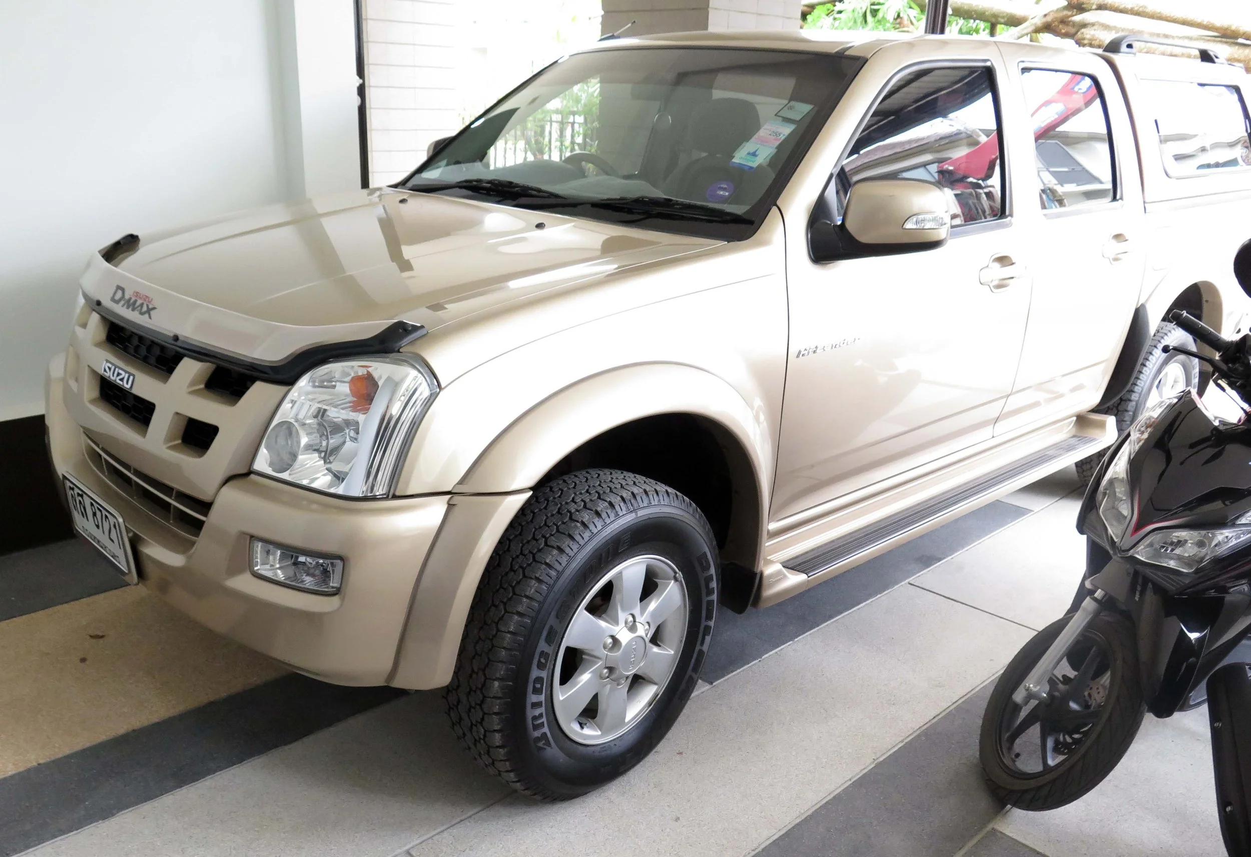 2013 Nonthaburi Setthasiri House and Nonthaburi Neighborhood (31).JPG