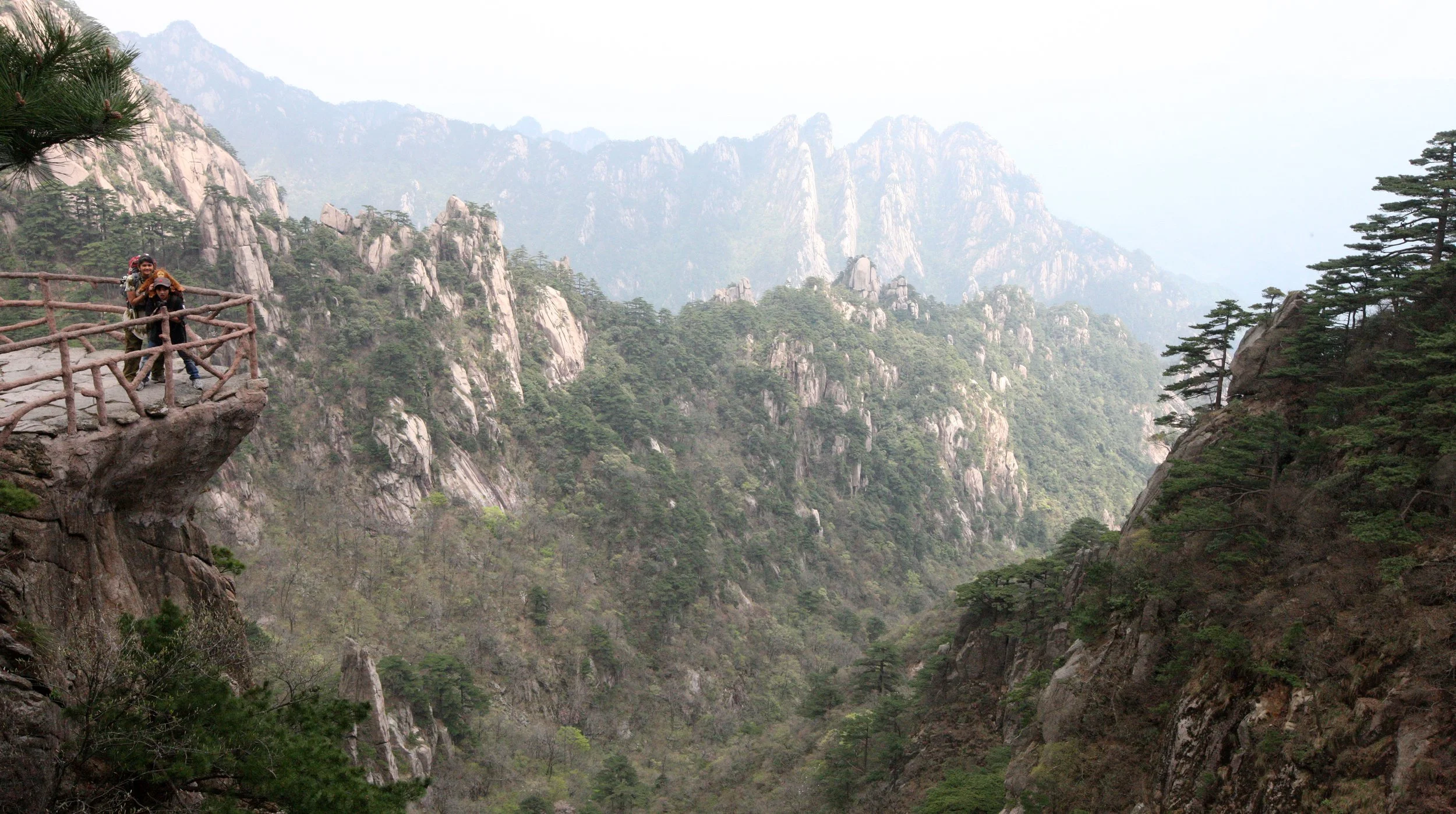 HUANGSHAN NATIONAL PARK ANHUI PROVINCE CHINA (34).JPG