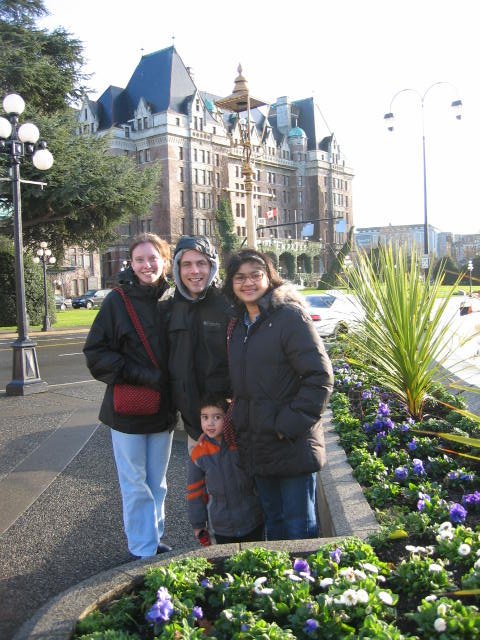 2005-12-28 DAY TRIP TO VICTORIA BC (2).JPG