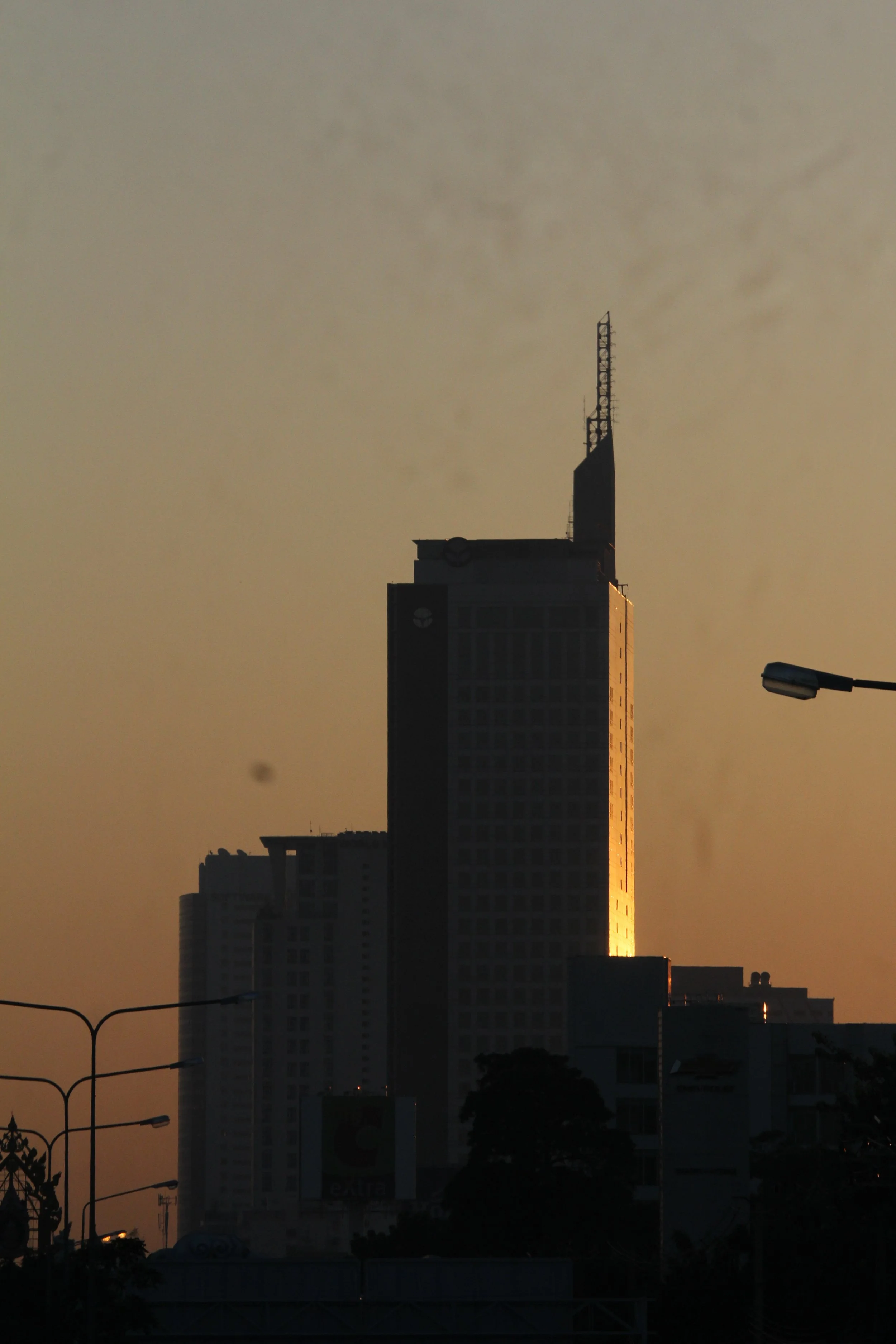 2015 Bangkok Sunset (21).JPG