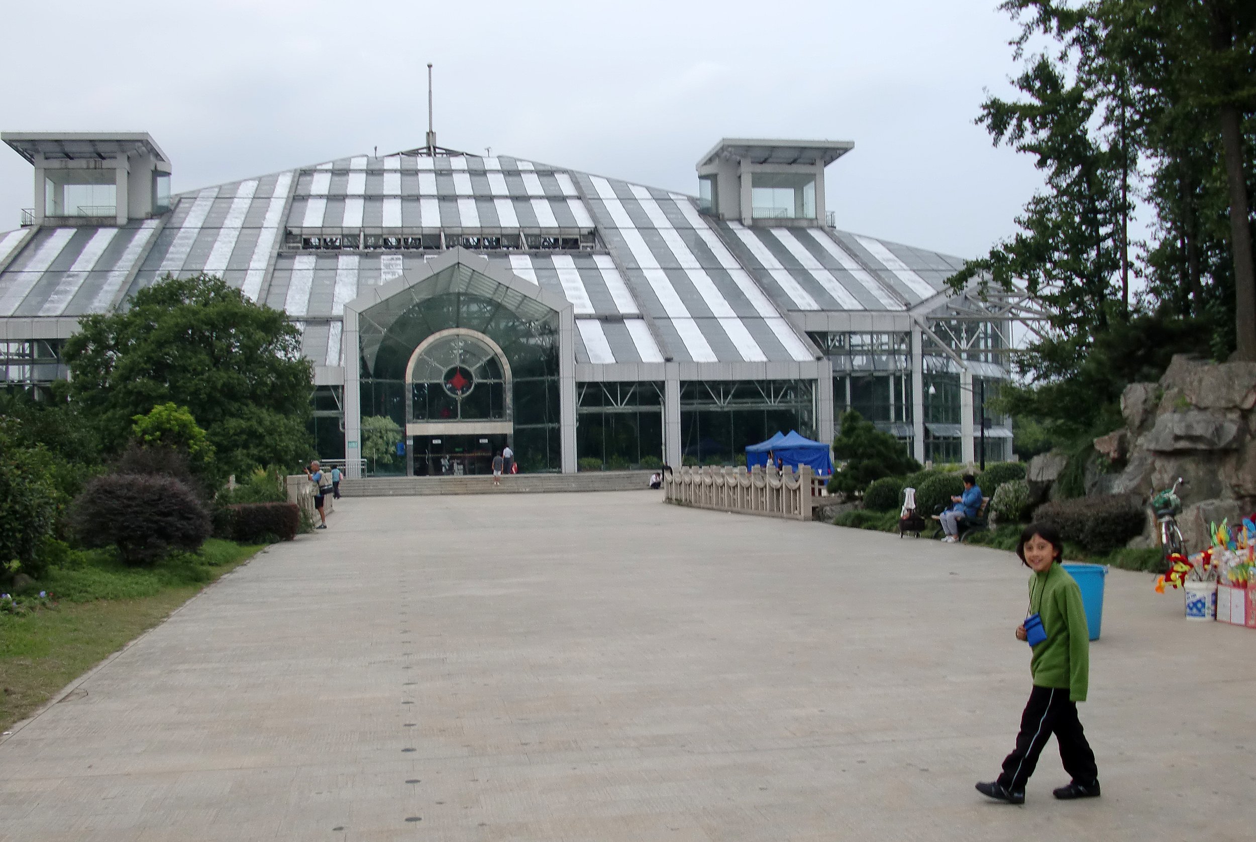 2010-9-30 SHANGHAI BOTANICAL GARDEN (12).JPG