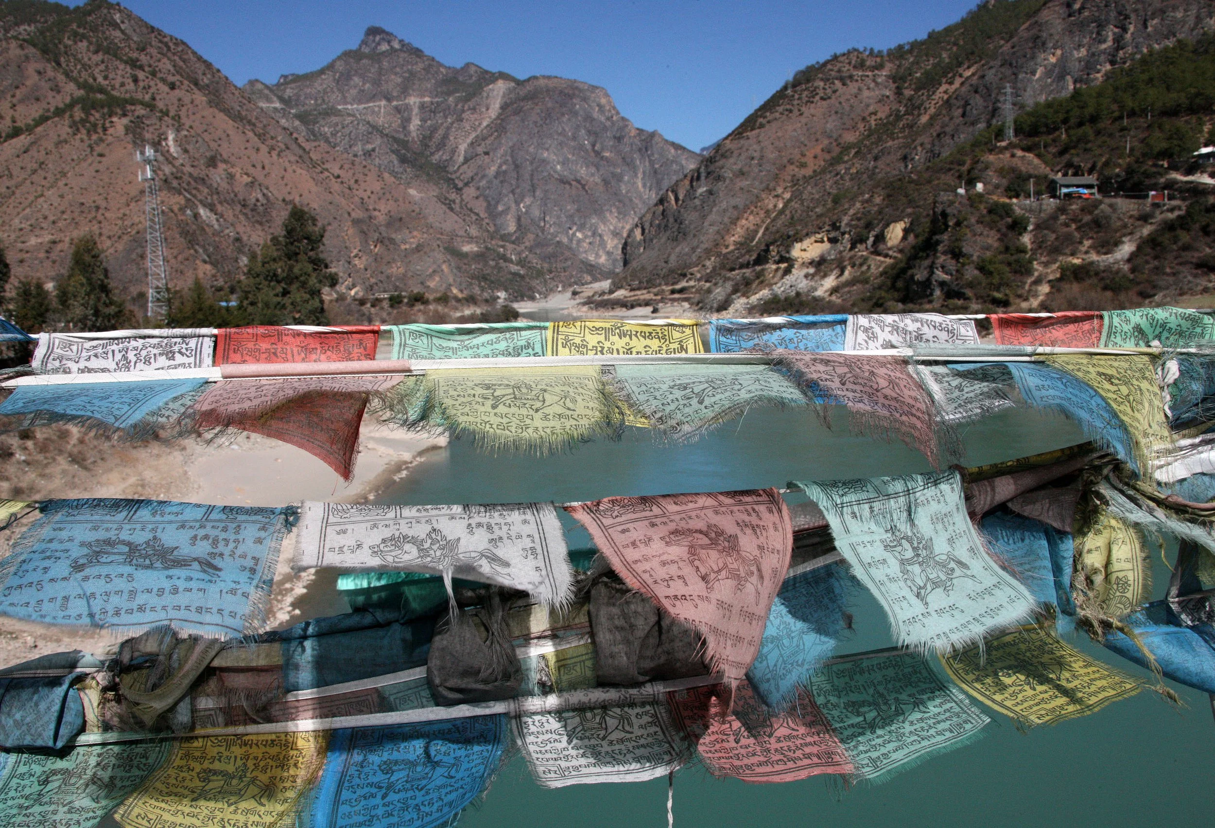 YUNNAN - TACHENG TOWN - NEAR BAIMA SNOW MOUNTAIN (5).JPG