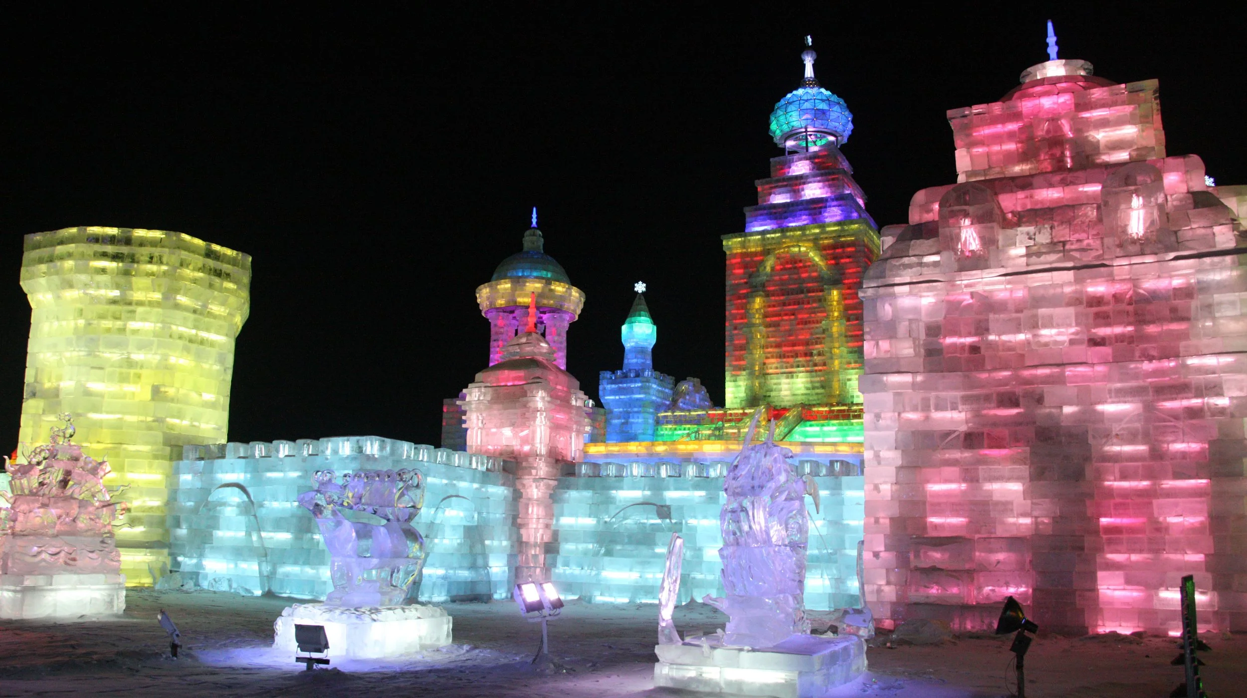 HARBIN ICE & SNOW FESTIVAL FEBRUARY 2012 (124).JPG