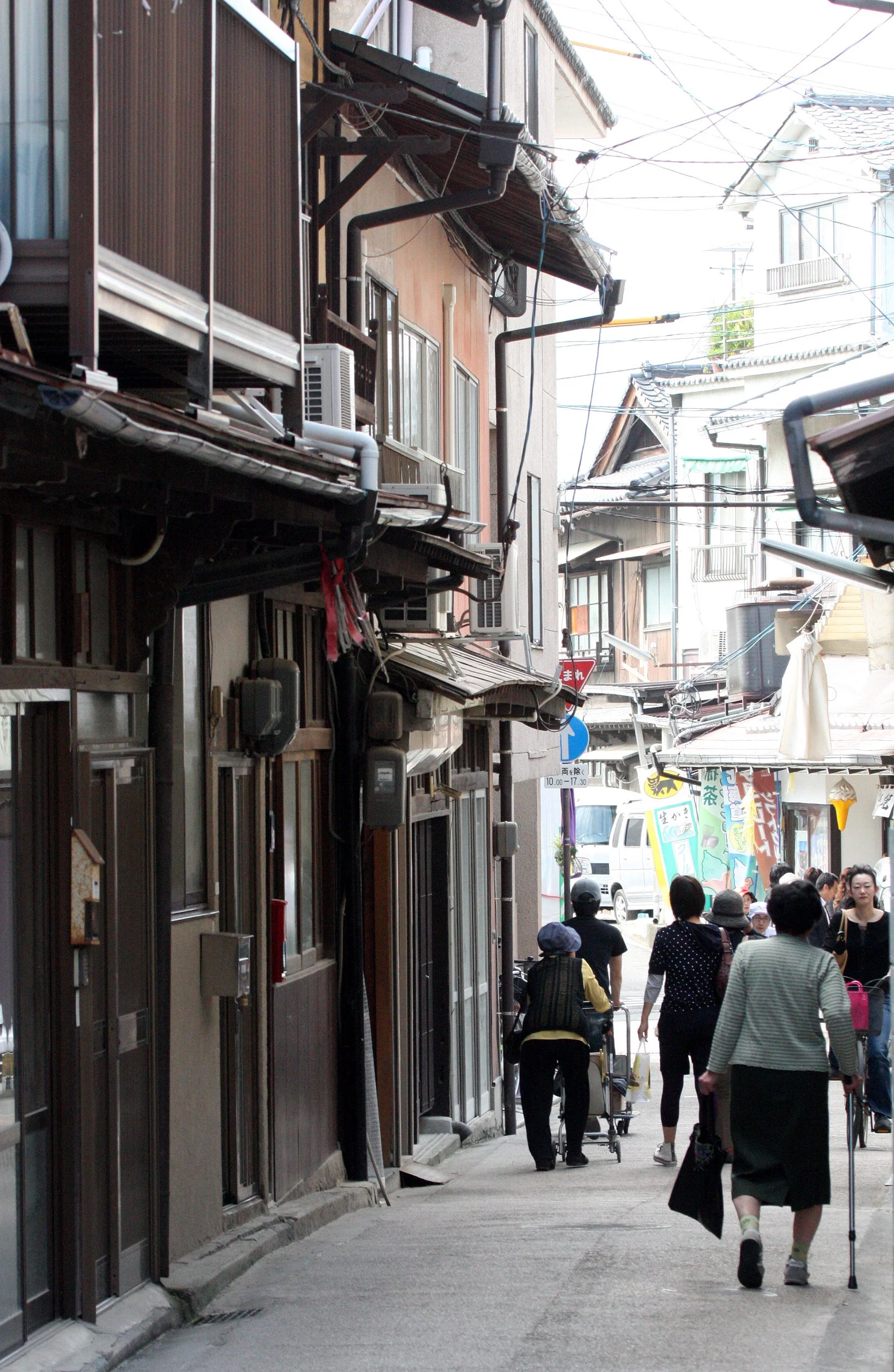 MIYAJIMA - MAY 2009 - SCENES AND LANDSCAPES (2).JPG
