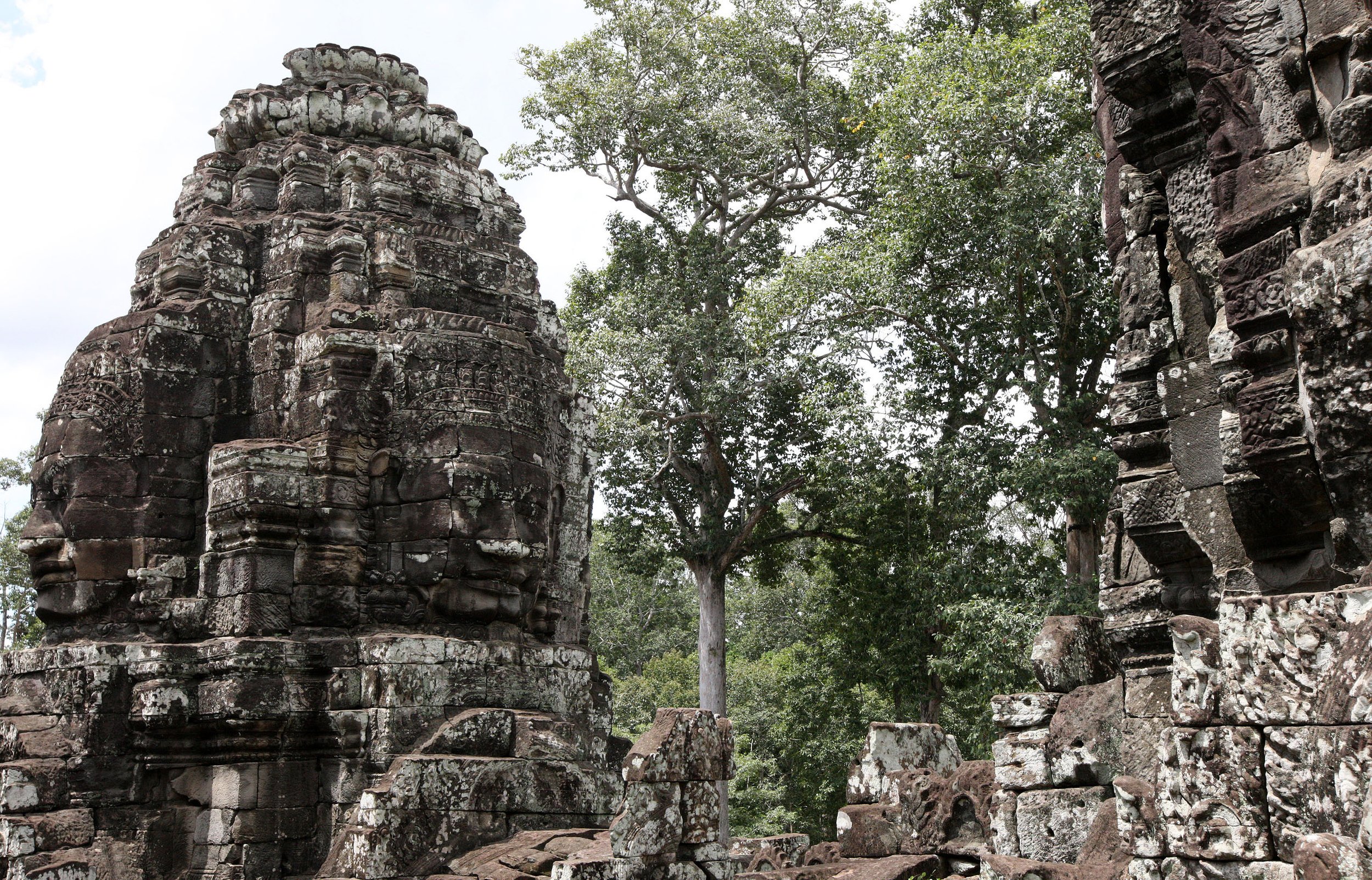 BAYON - JULY 2010 (14).JPG