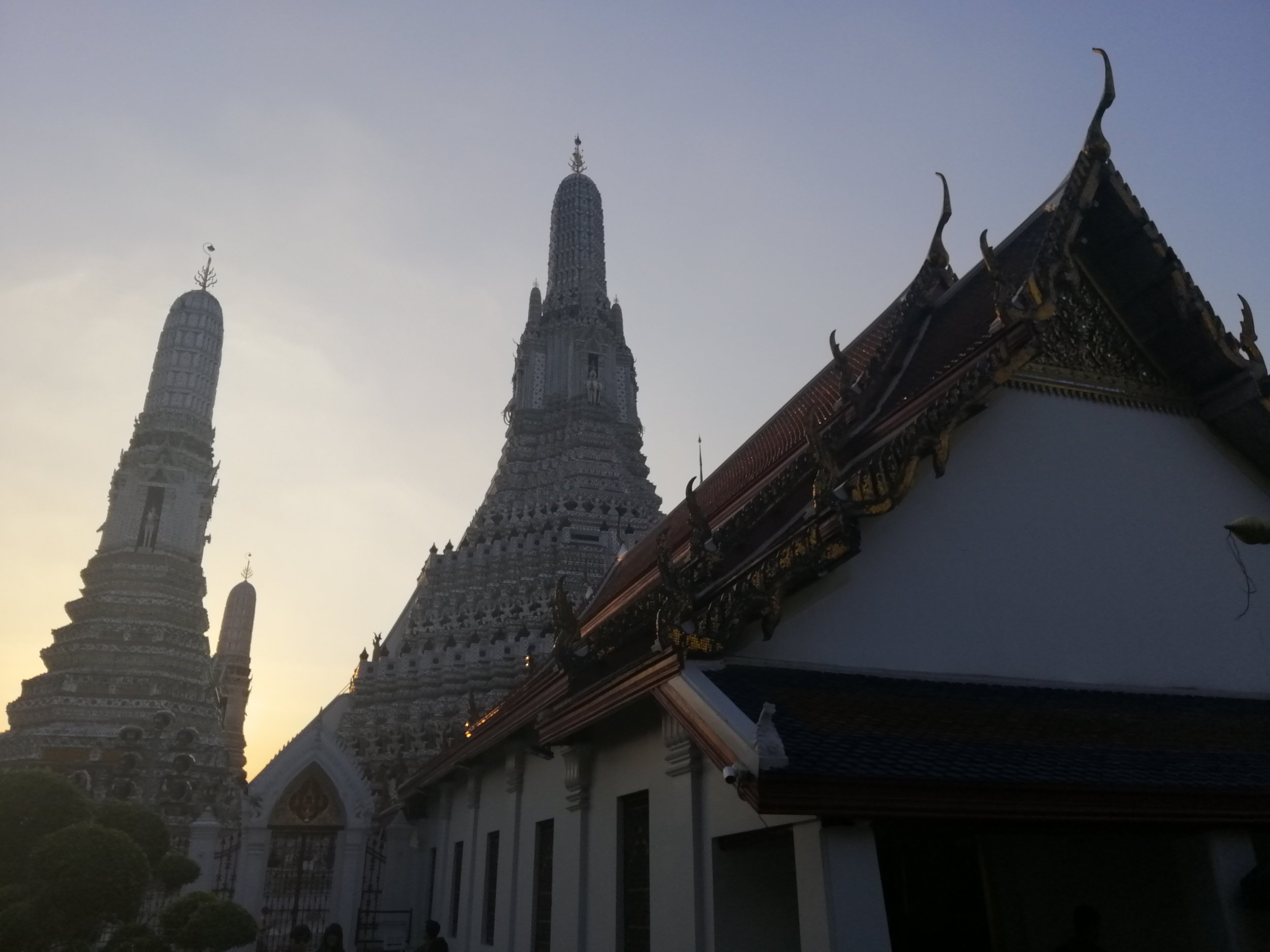 2018 Pics with Gift in Thailand (248).jpg