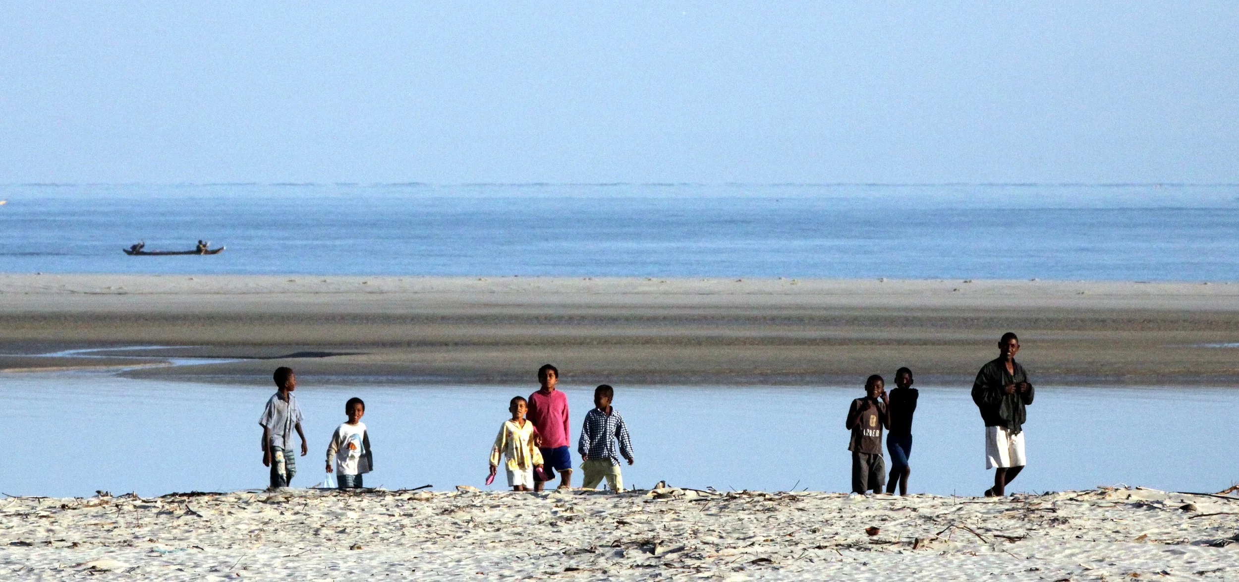 MORONDAVA - BEACH SCENES - MADAGASCAR (25).JPG