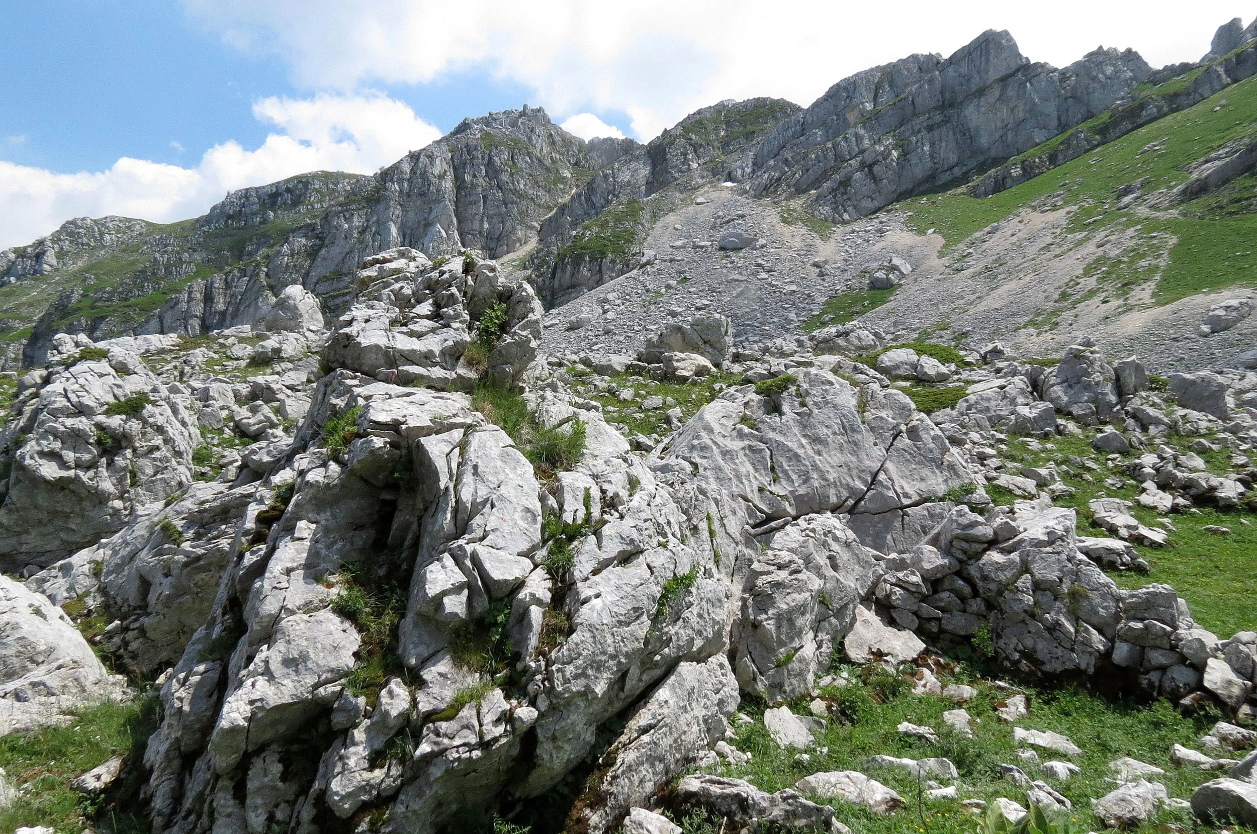 ABRUZZO NATIONAL PARK ITALY (24).JPG