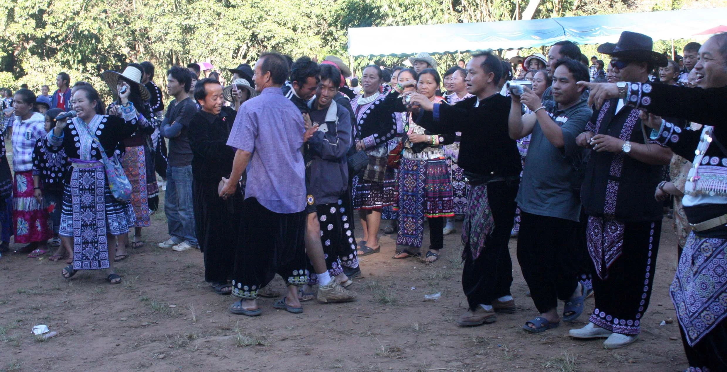 HILLTRIBE - HMONG - NEW YEARS EVE DAY CELEBRATIONS - CHRISTMAS IN THAILAND TRIP 2009 (50).JPG