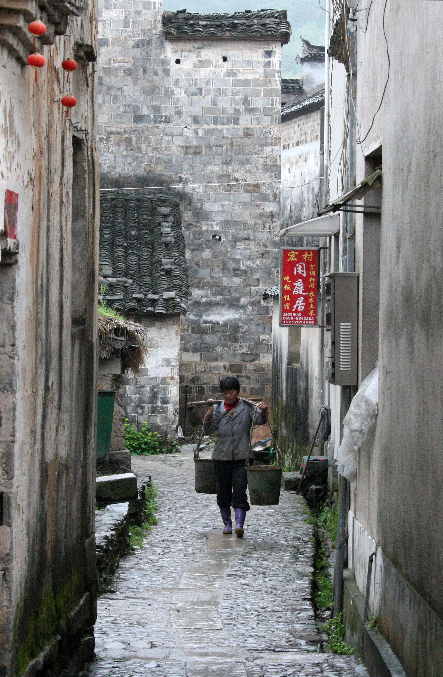 HONGCUN VILLAGE - ANHUI PROVINCE CHINA (81).JPG
