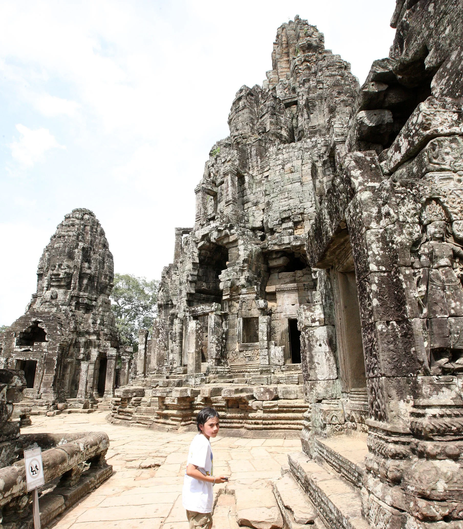 BAYON - JULY 2010 (46).JPG