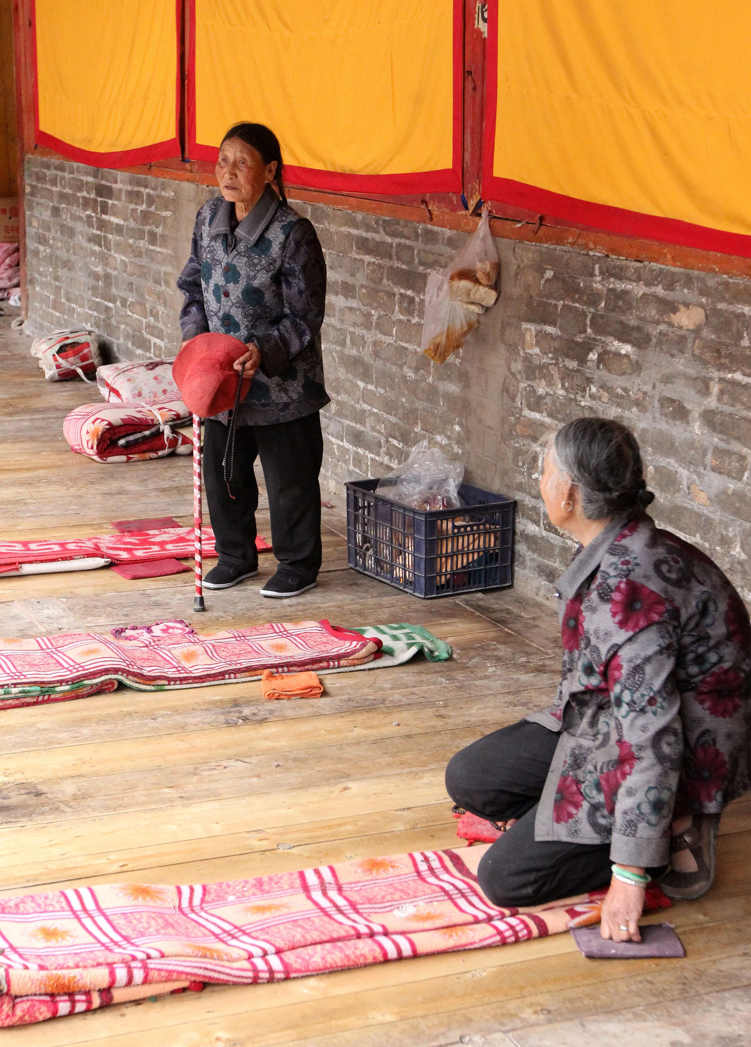 KUMBUM MONASTERY - QINGHAI - SUNNING BUDDHA FESTIVAL 2013 (36).JPG