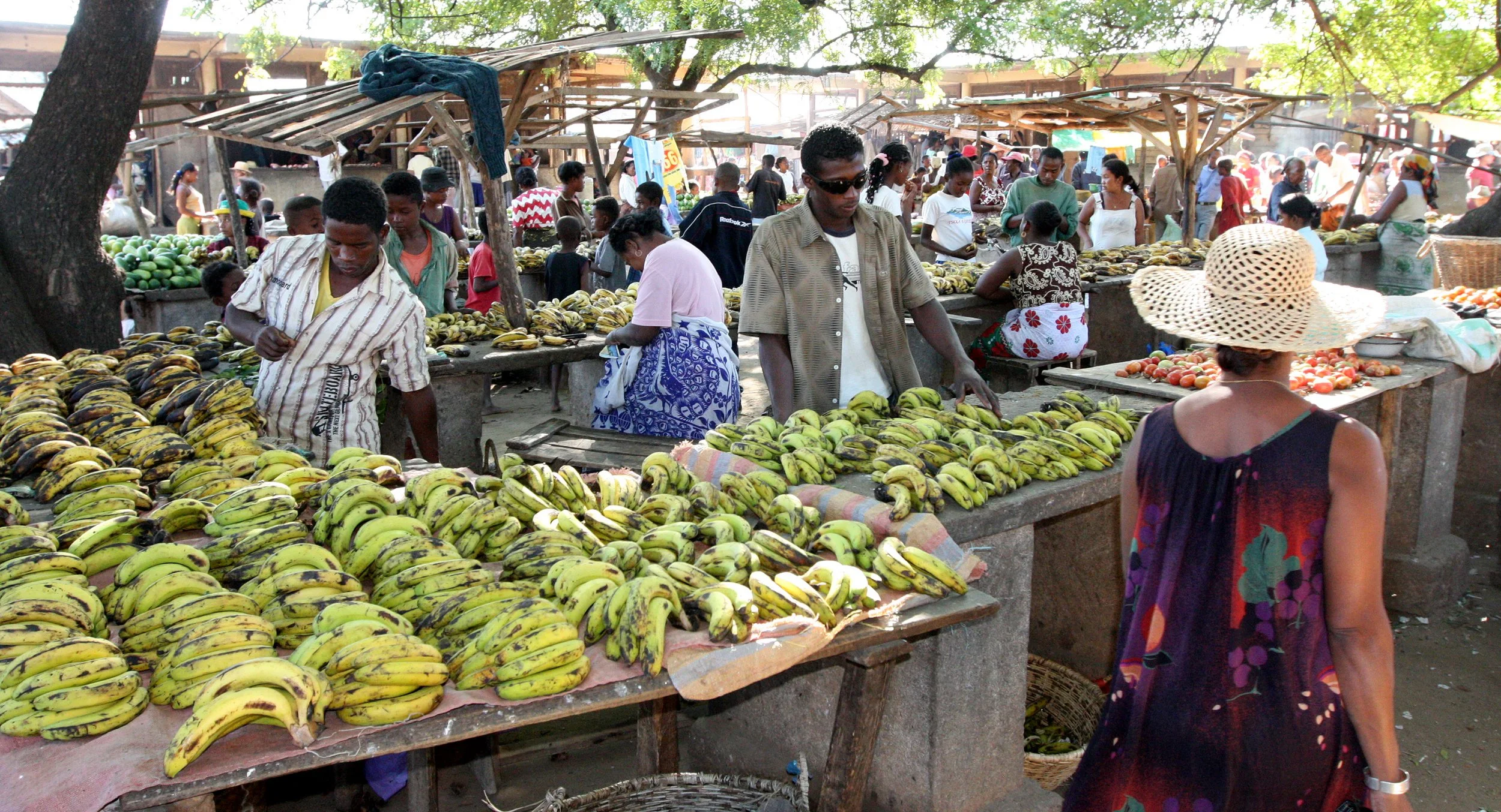ANTANDROY VILLAGE - MARKET DAY (31).JPG
