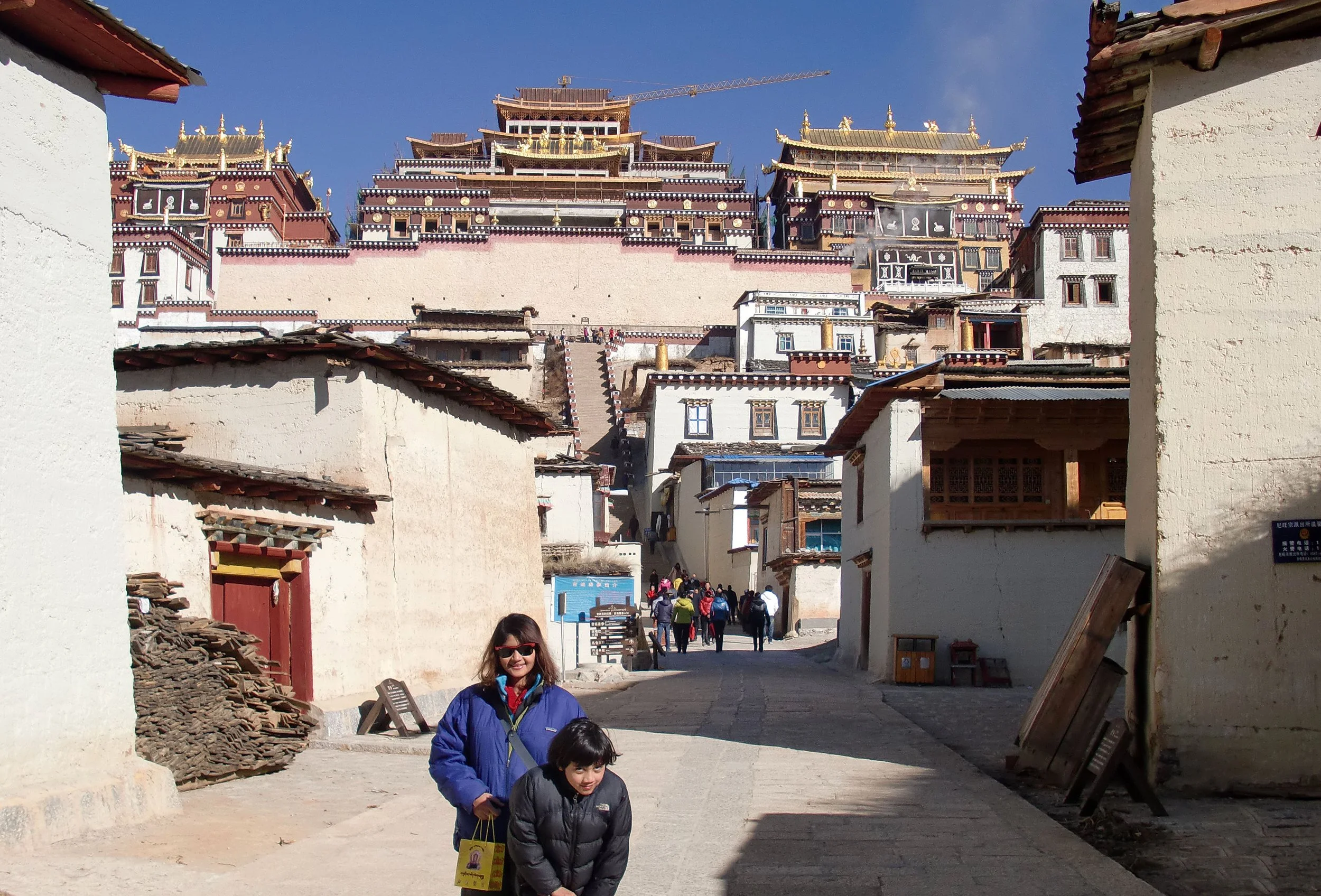 YUNNAN - SHANGRI LA & SONGZAN TEMPLE (12).JPG