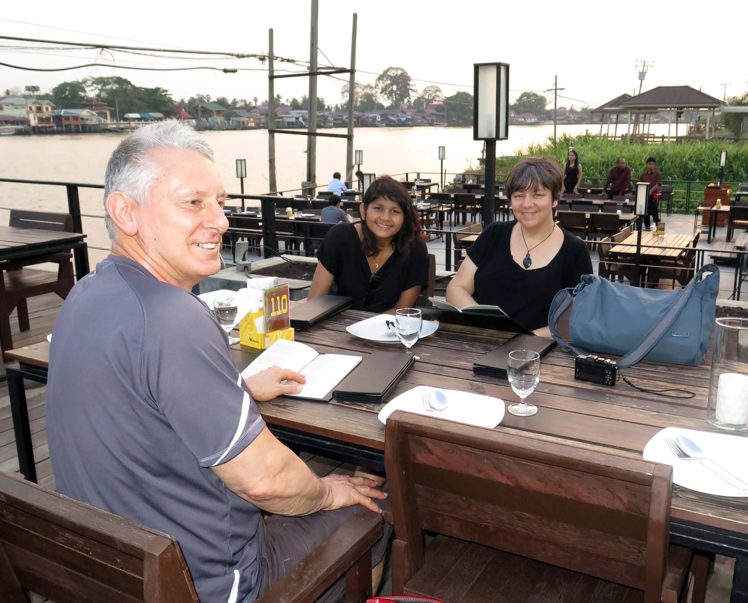 2013 Nonthaburi Setthasiri House and Nonthaburi Neighborhood (122).JPG