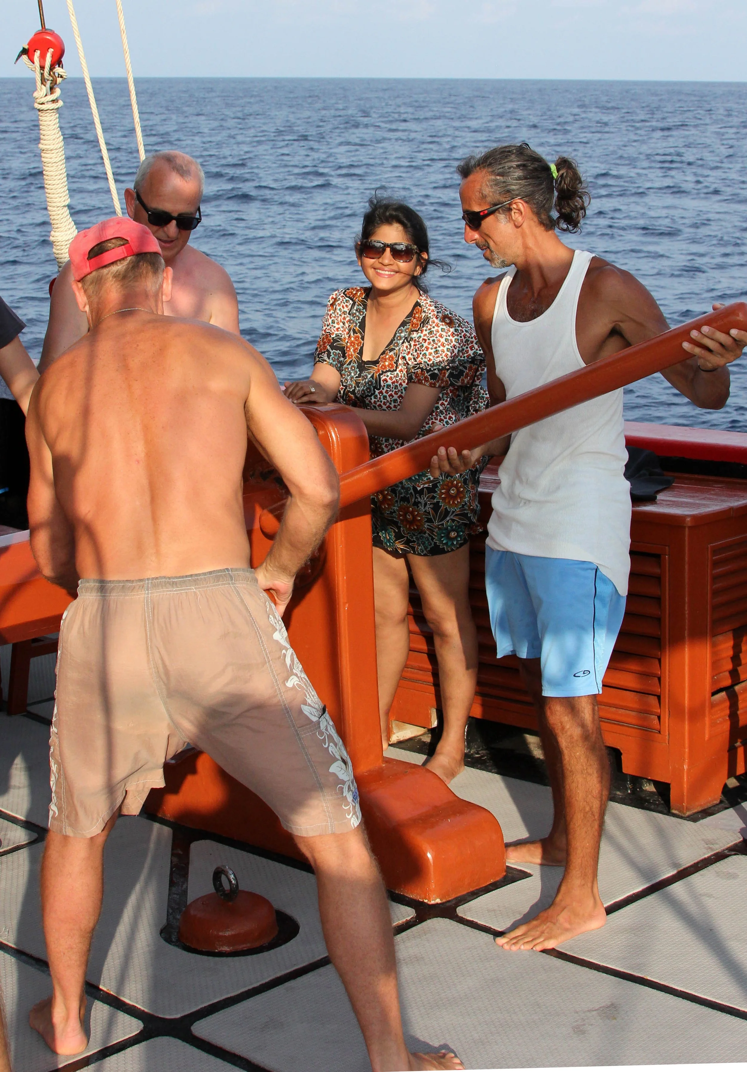 2014 Similans Trip with Family on The Junk (8).JPG