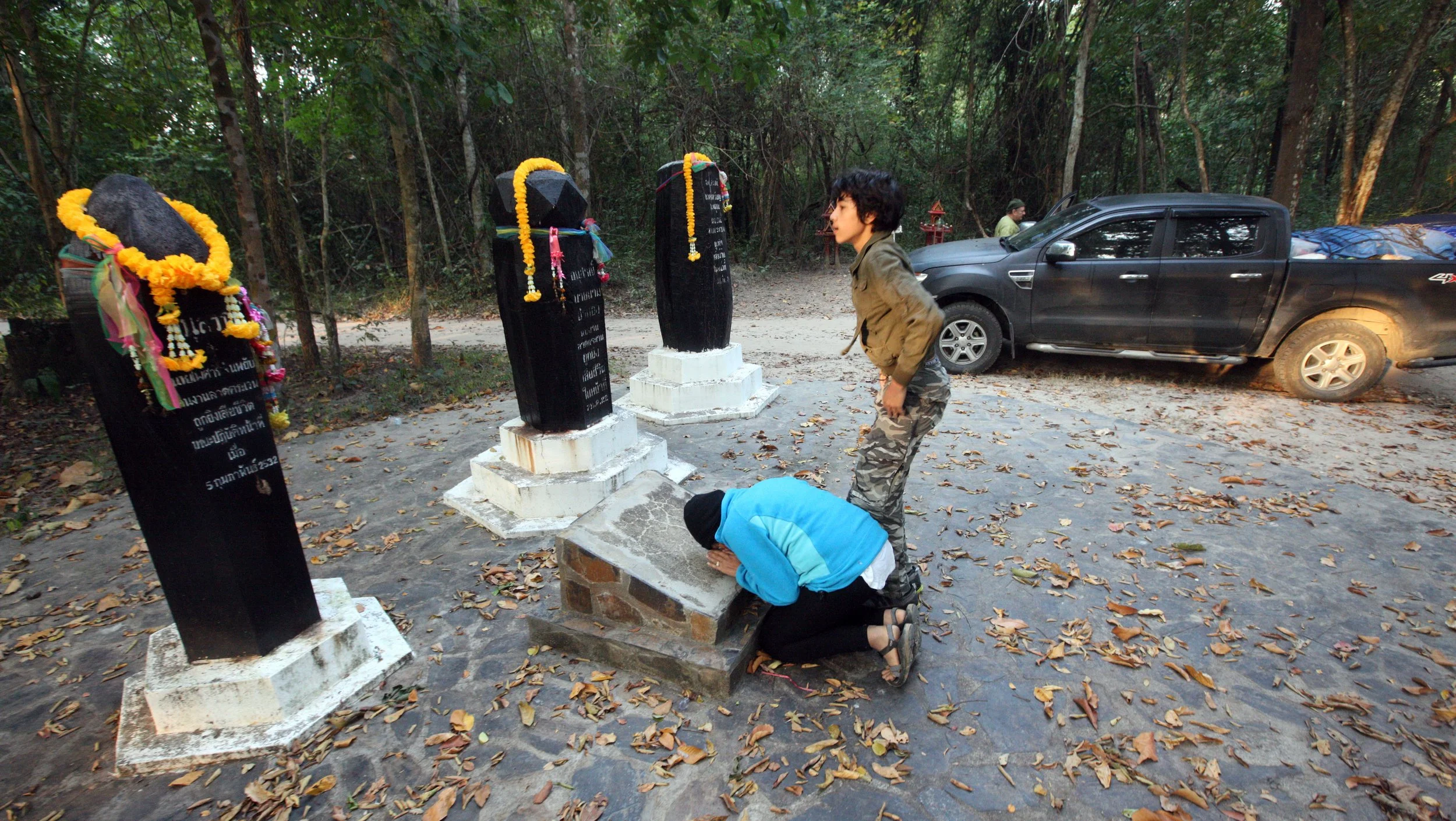 2014 Huai Kha Khaeng Bruce Kekule Trip (143).JPG