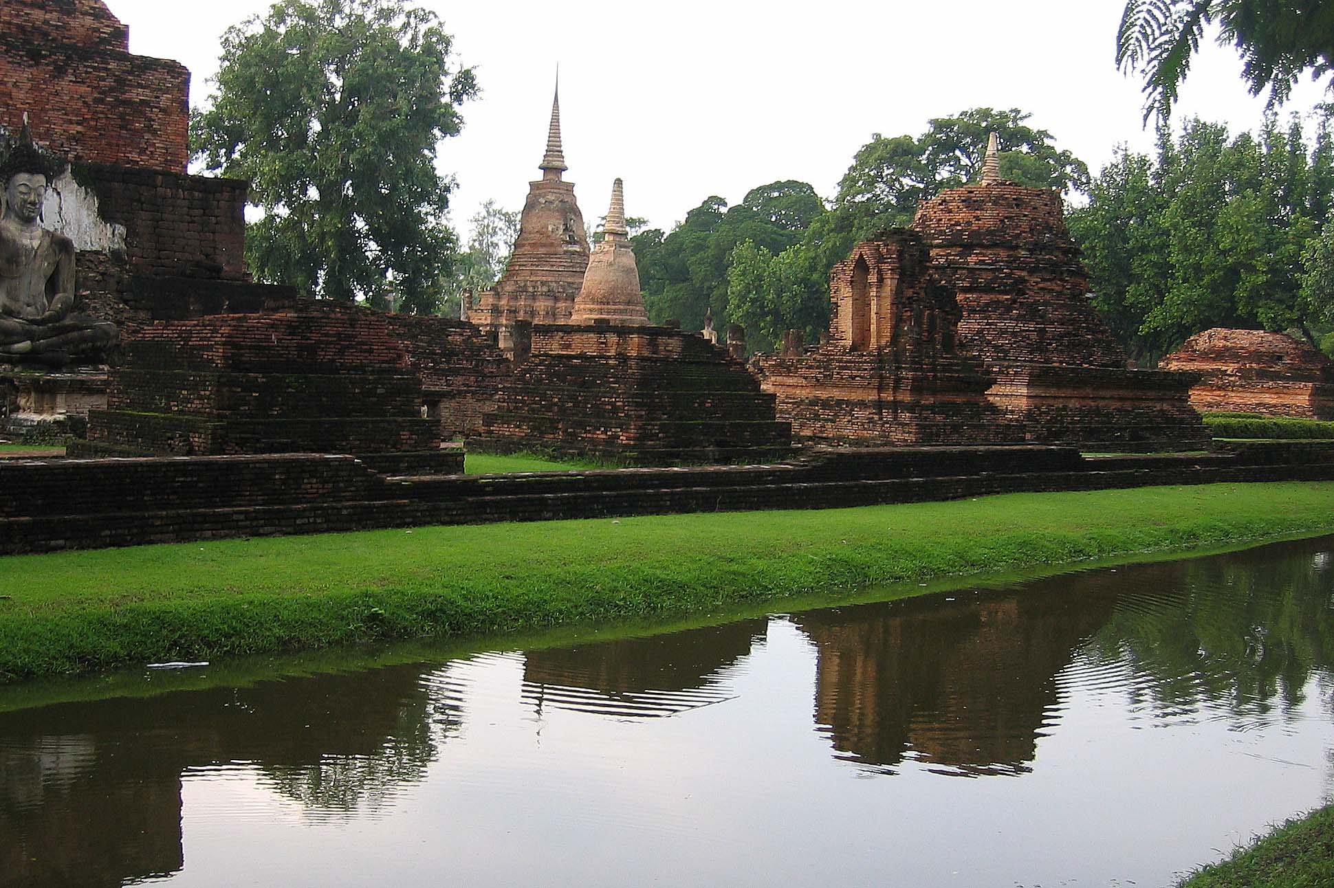 SUKHOTHAI - 2006 (50).jpg