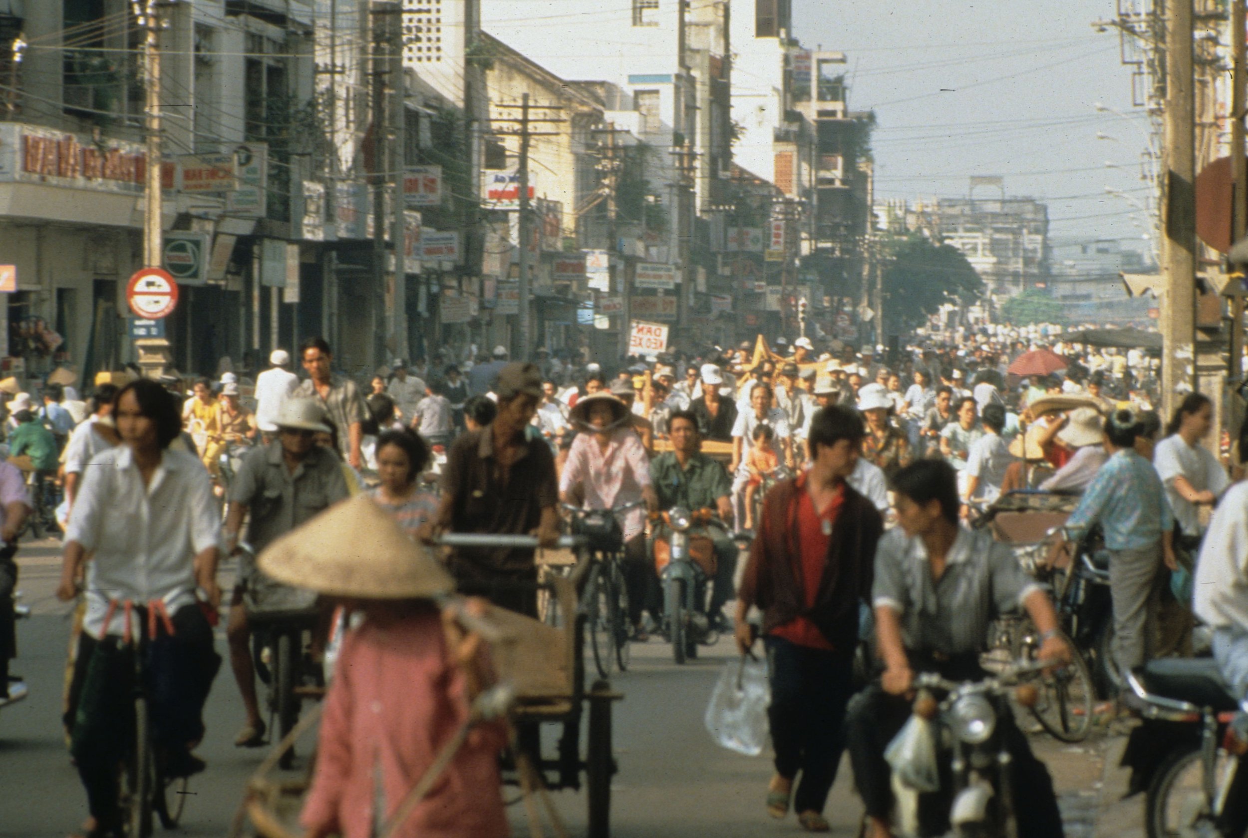SAIGON - RUSH HOUR A.jpg