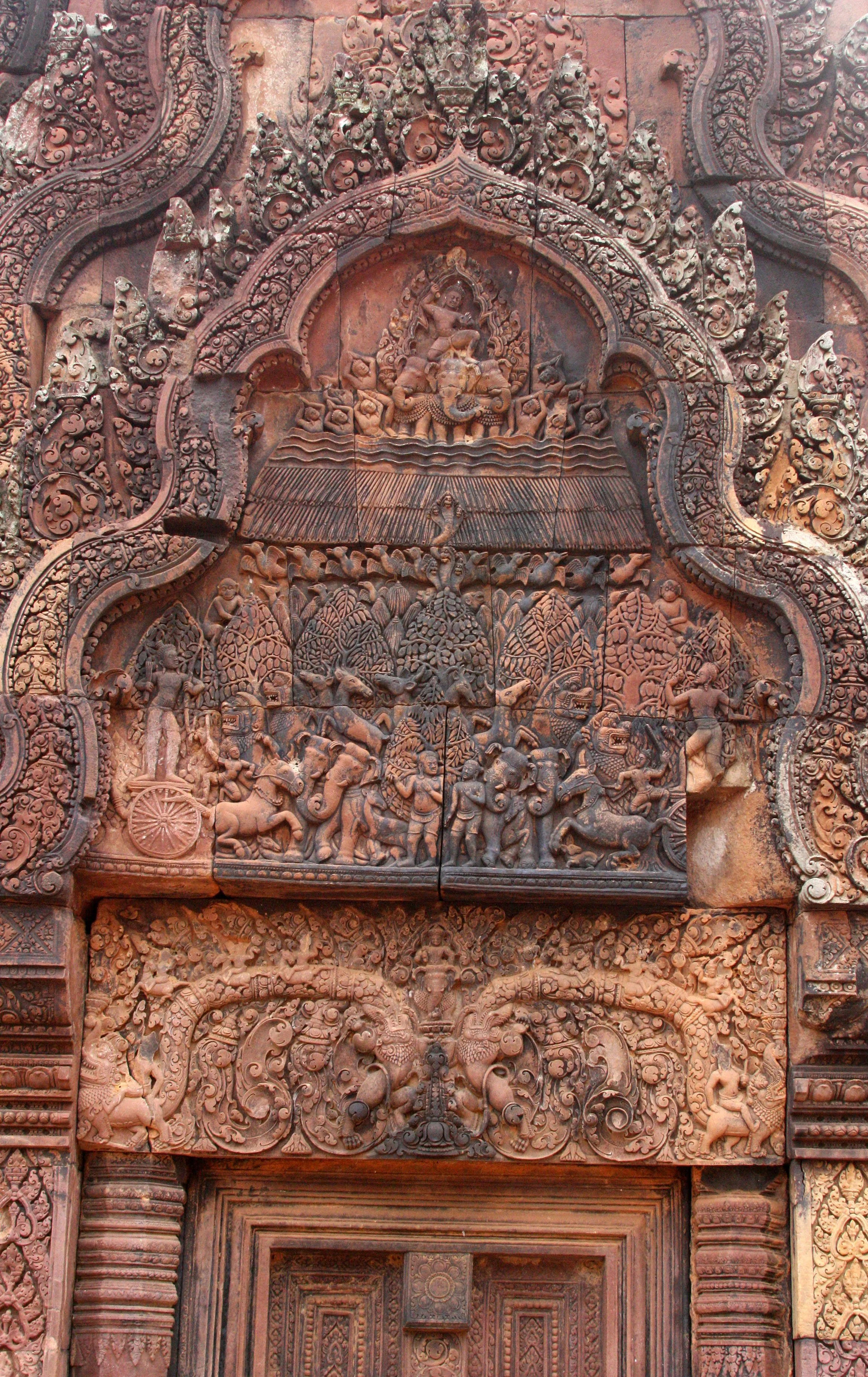 BANTEAY SREI TEMPLE CAMBODIA - JULY 2010 (34).JPG