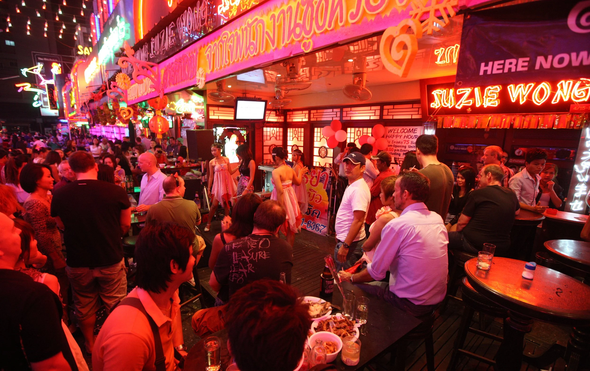2012 Bangkok New Year's Eve on Soi Cowboy (60).JPG