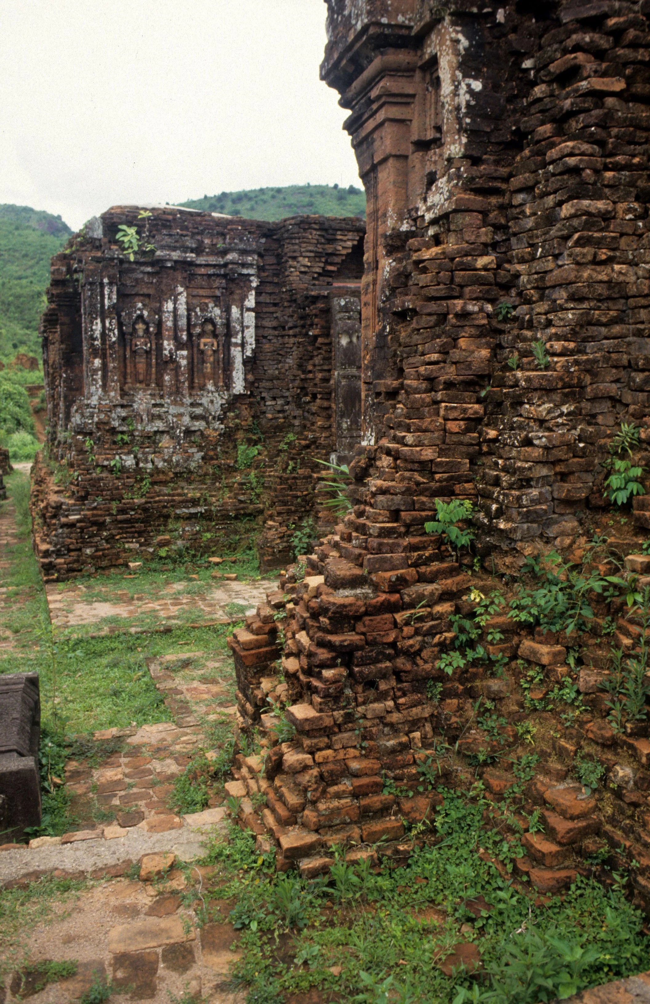VIET NAM - MY SON CHAM RUINS H.jpg