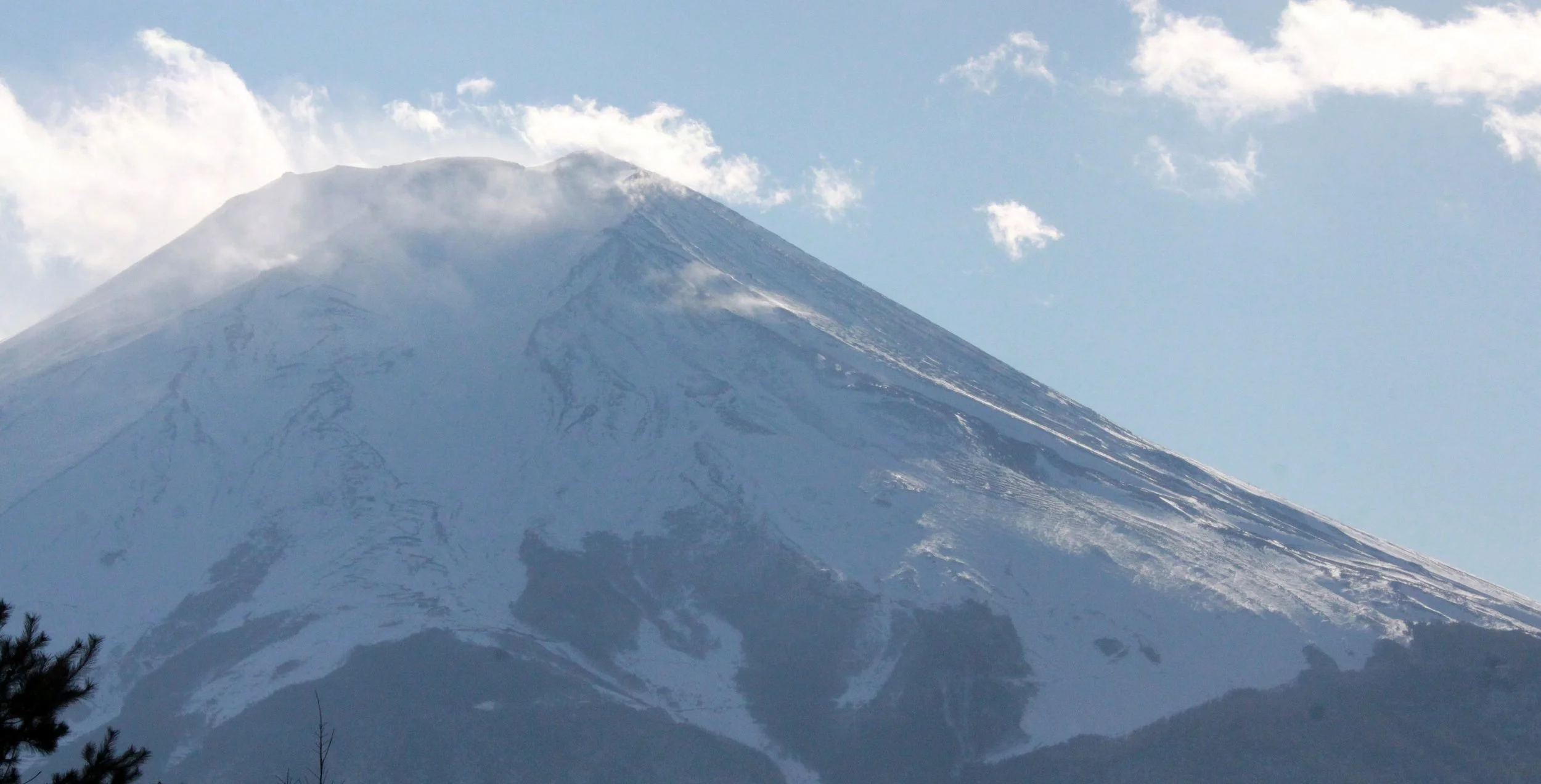 MOUNT FUJI - AS SEEN FROM FUJINOMIYA JAPAN (7).JPG